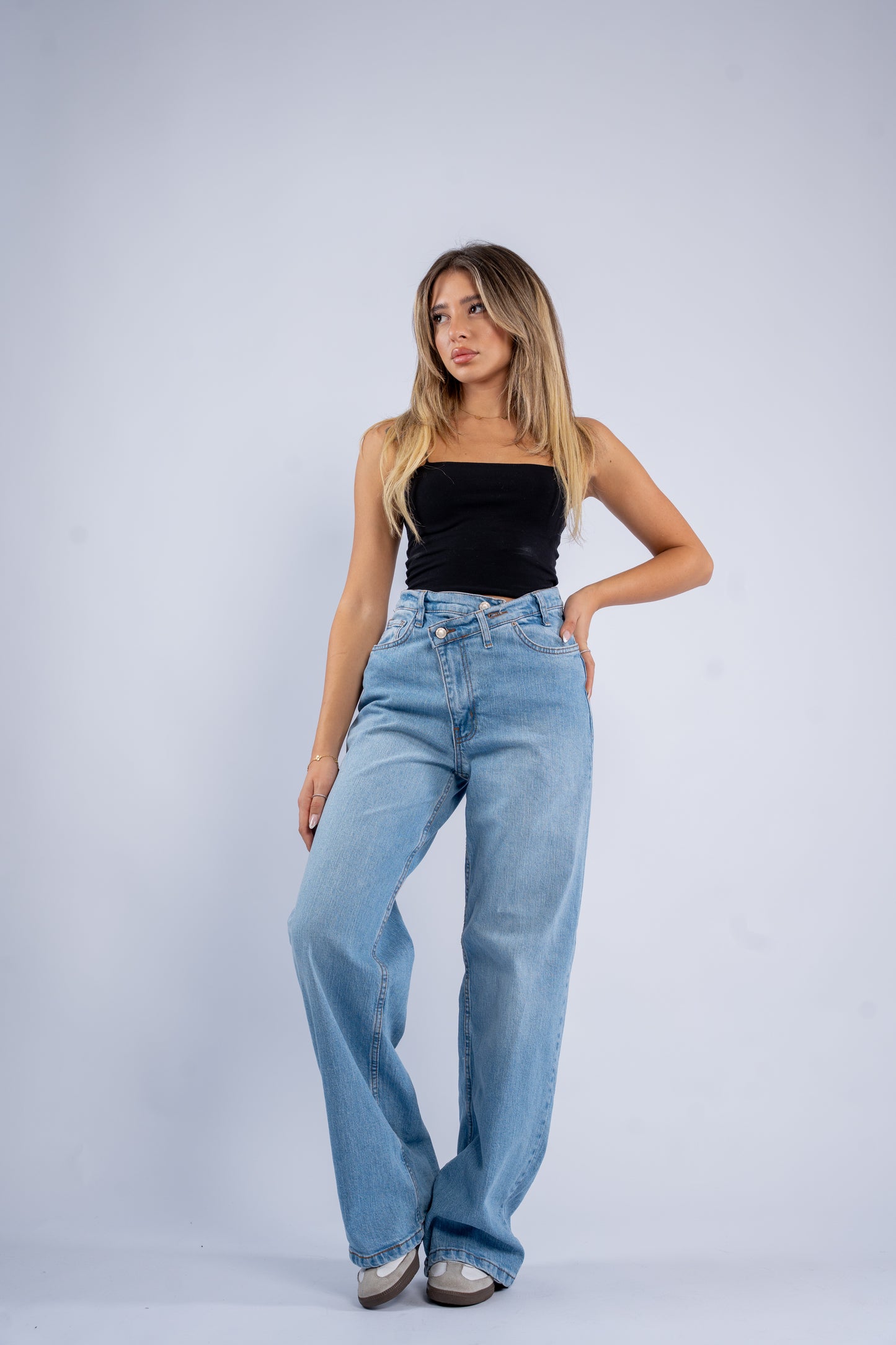 Crossover wide leg jeans