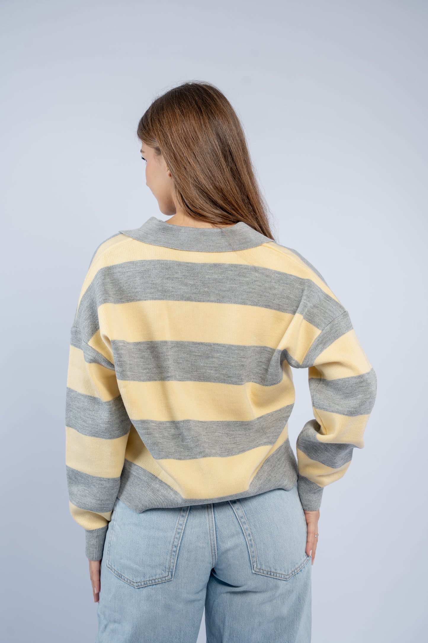 Two- tone knit polo