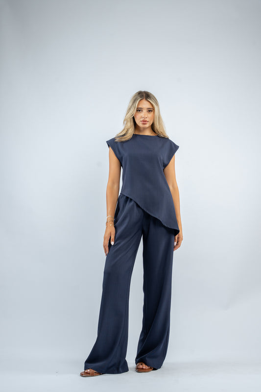 Draped asymmetric set
