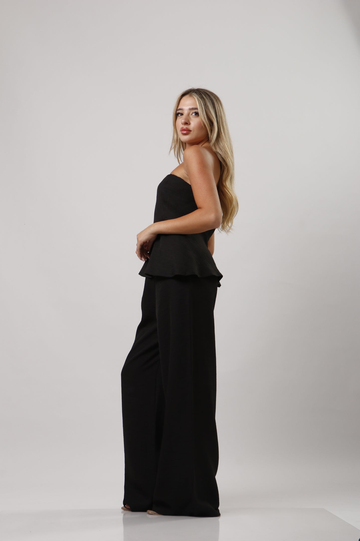 Strapless ruffle linen set