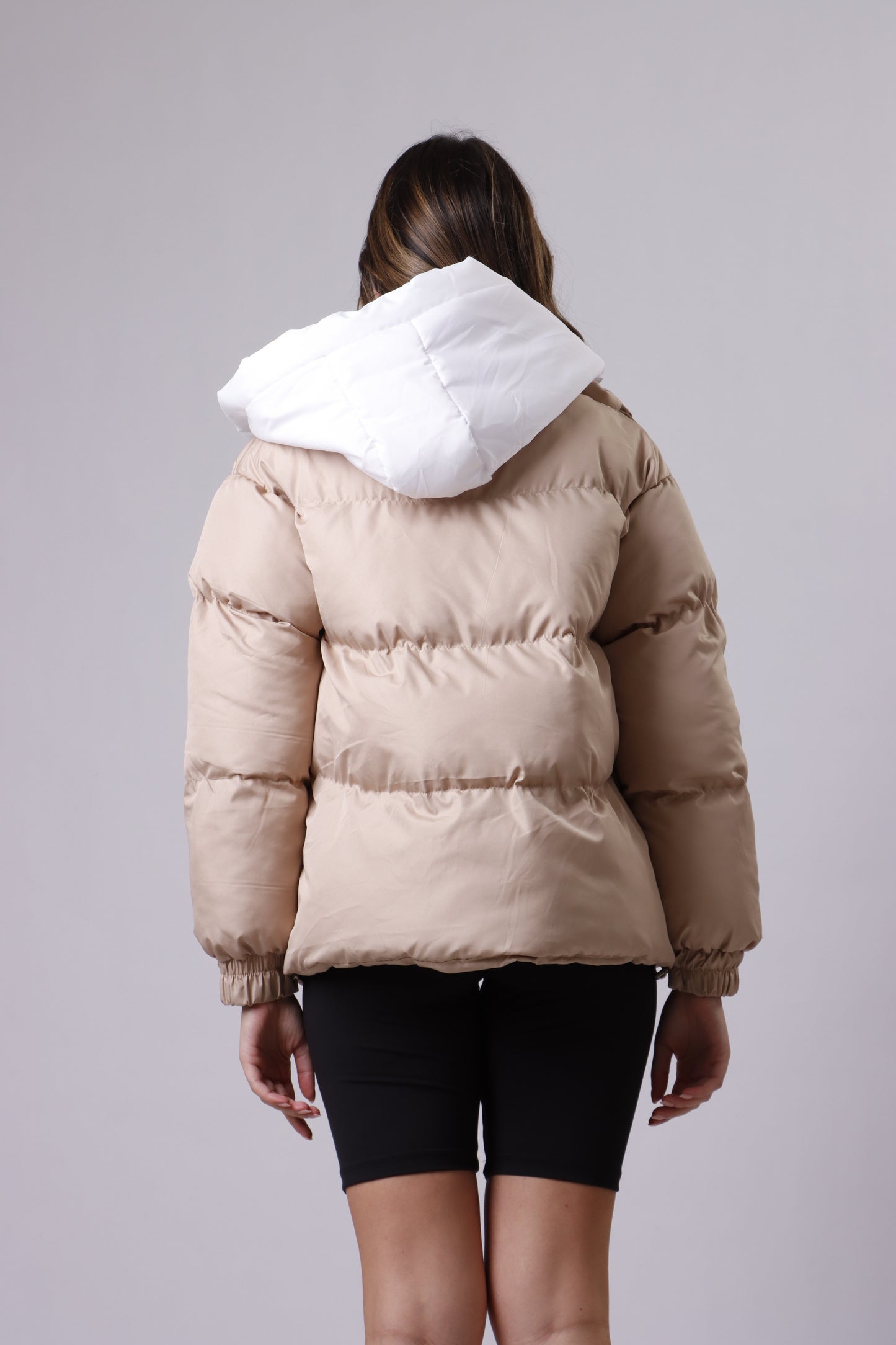 Sporty beige puffer jacket