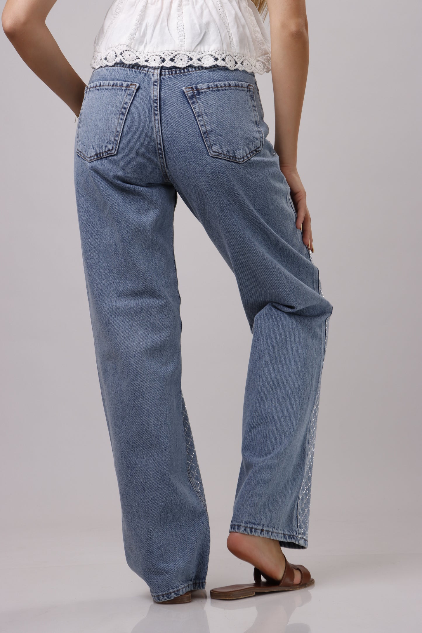 Rhinestone straight cut jeans