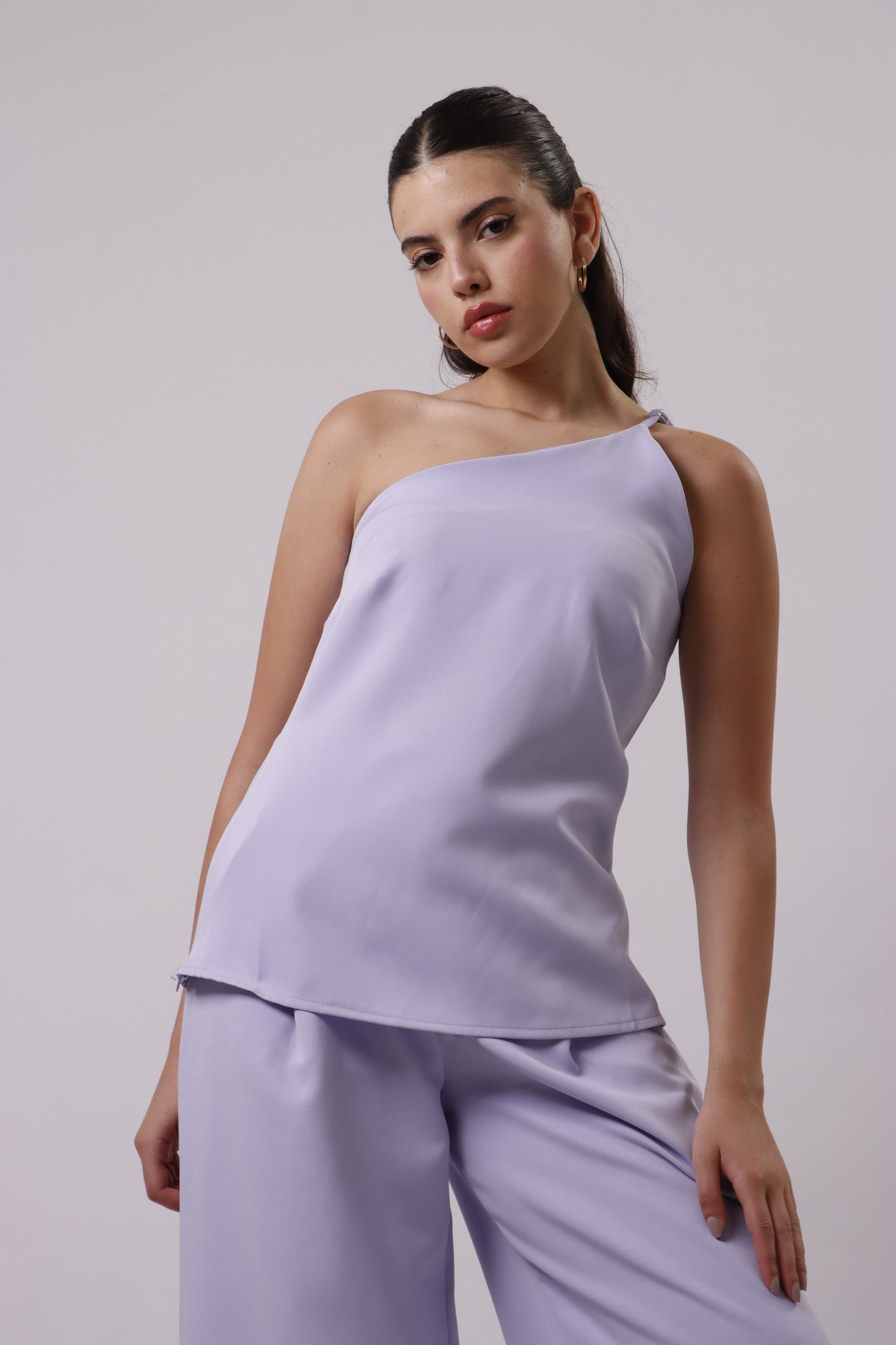 Asymmetric shoulder set