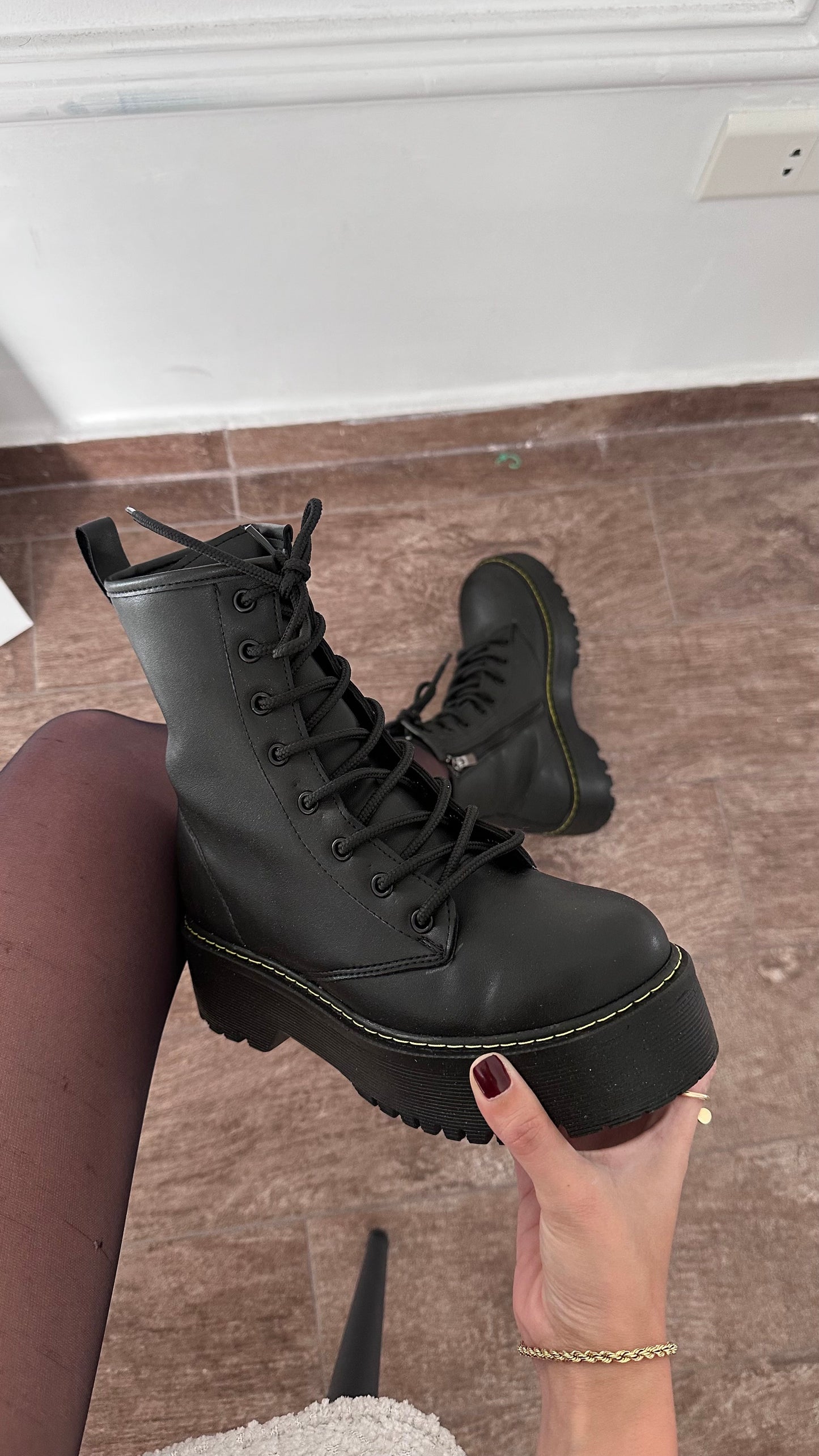 Dr. Martins Short Boots