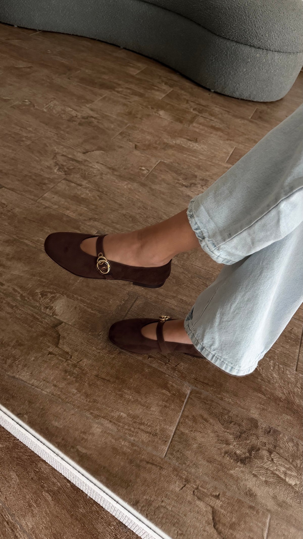 Suede ballerina