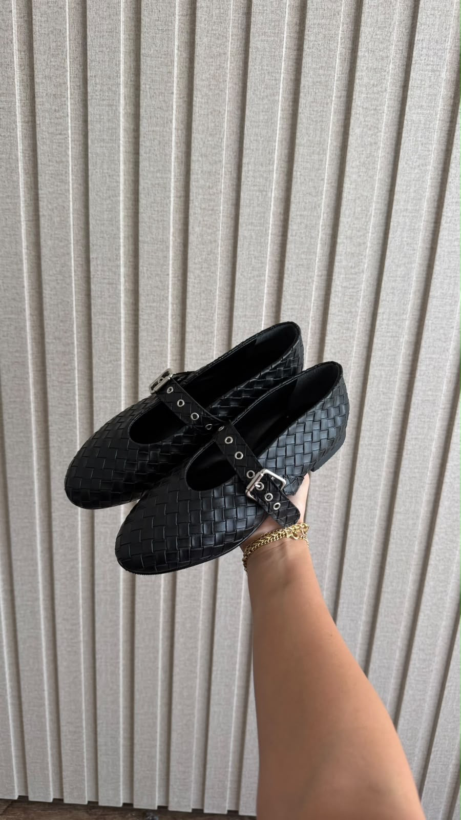 The tweed ballerina