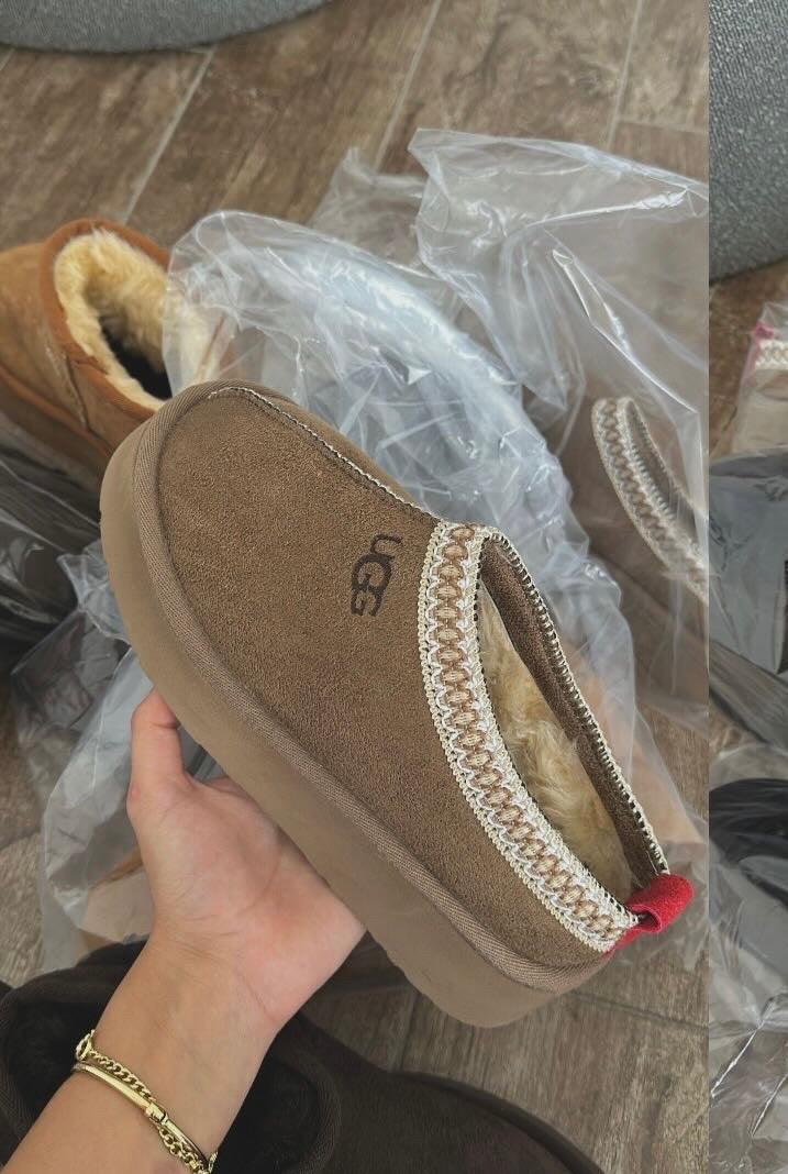 Ugg slipper