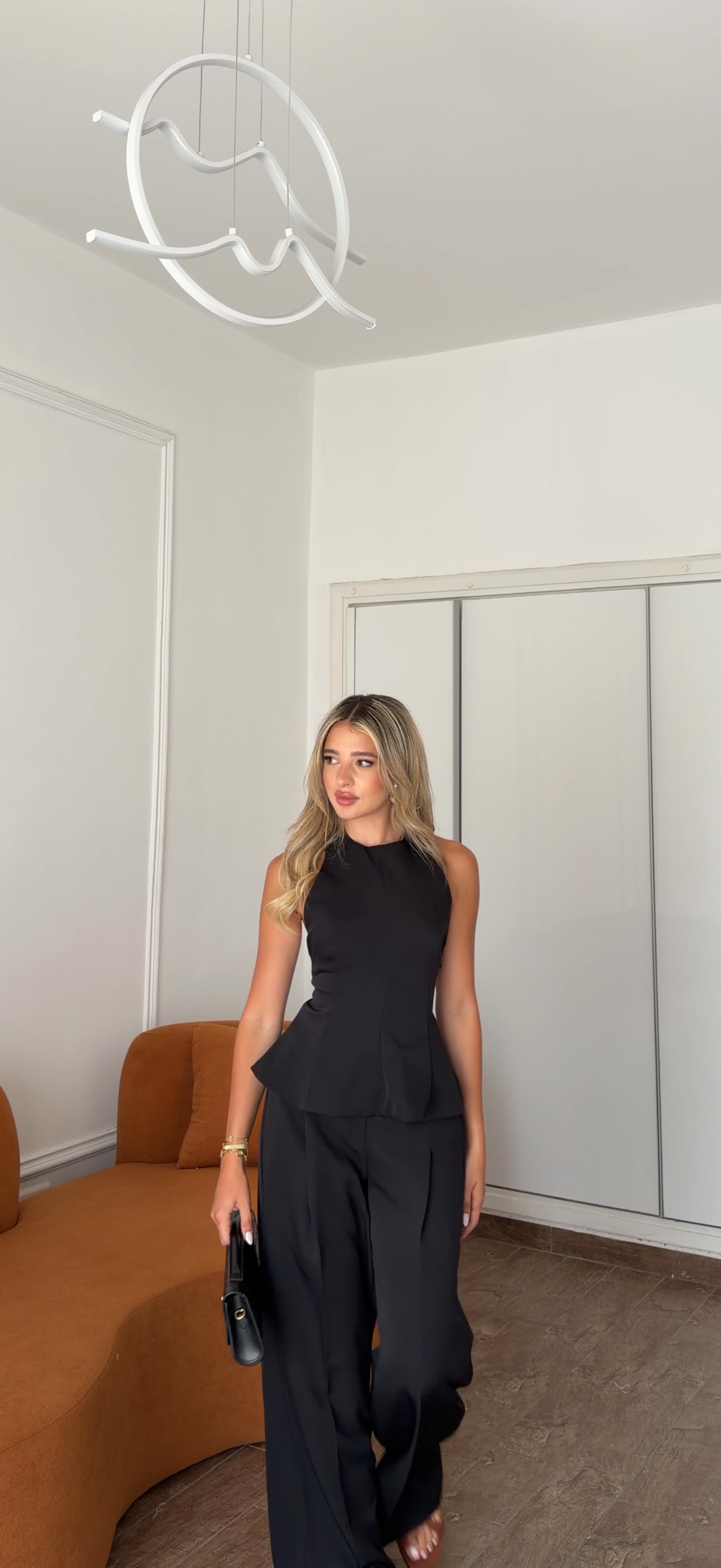 Ruffle hem halter set
