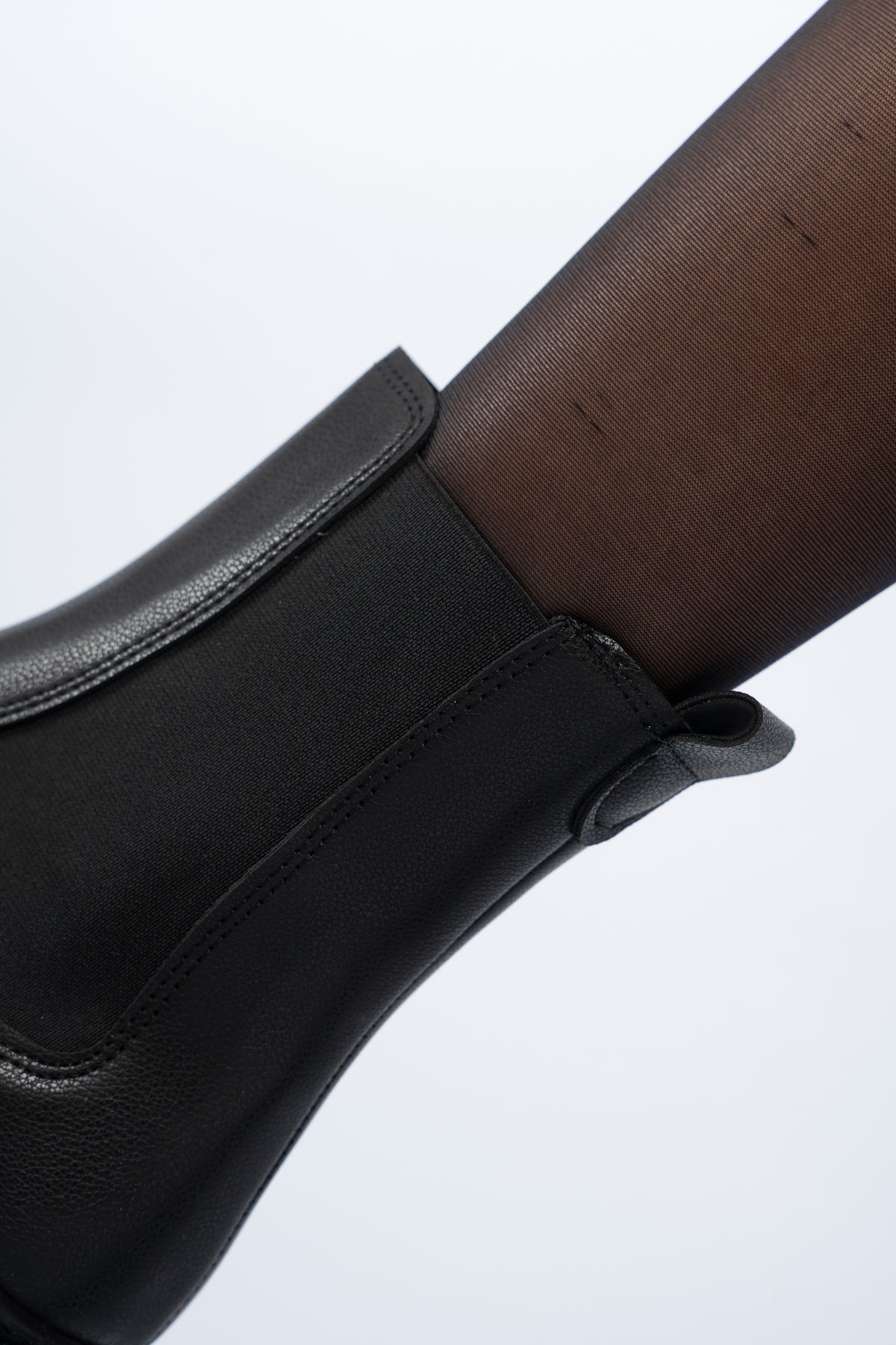 Short black boots