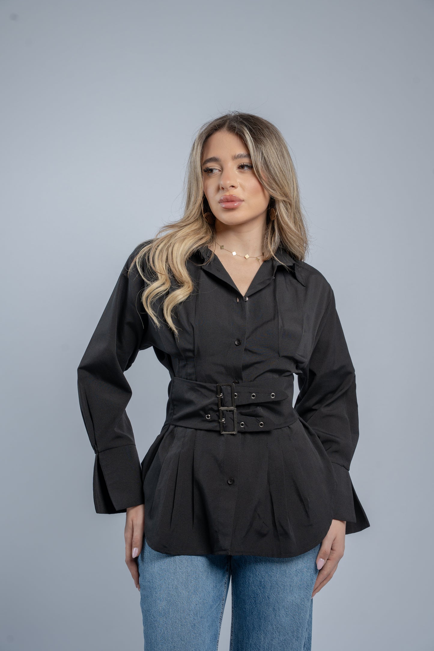 Buckle shirt