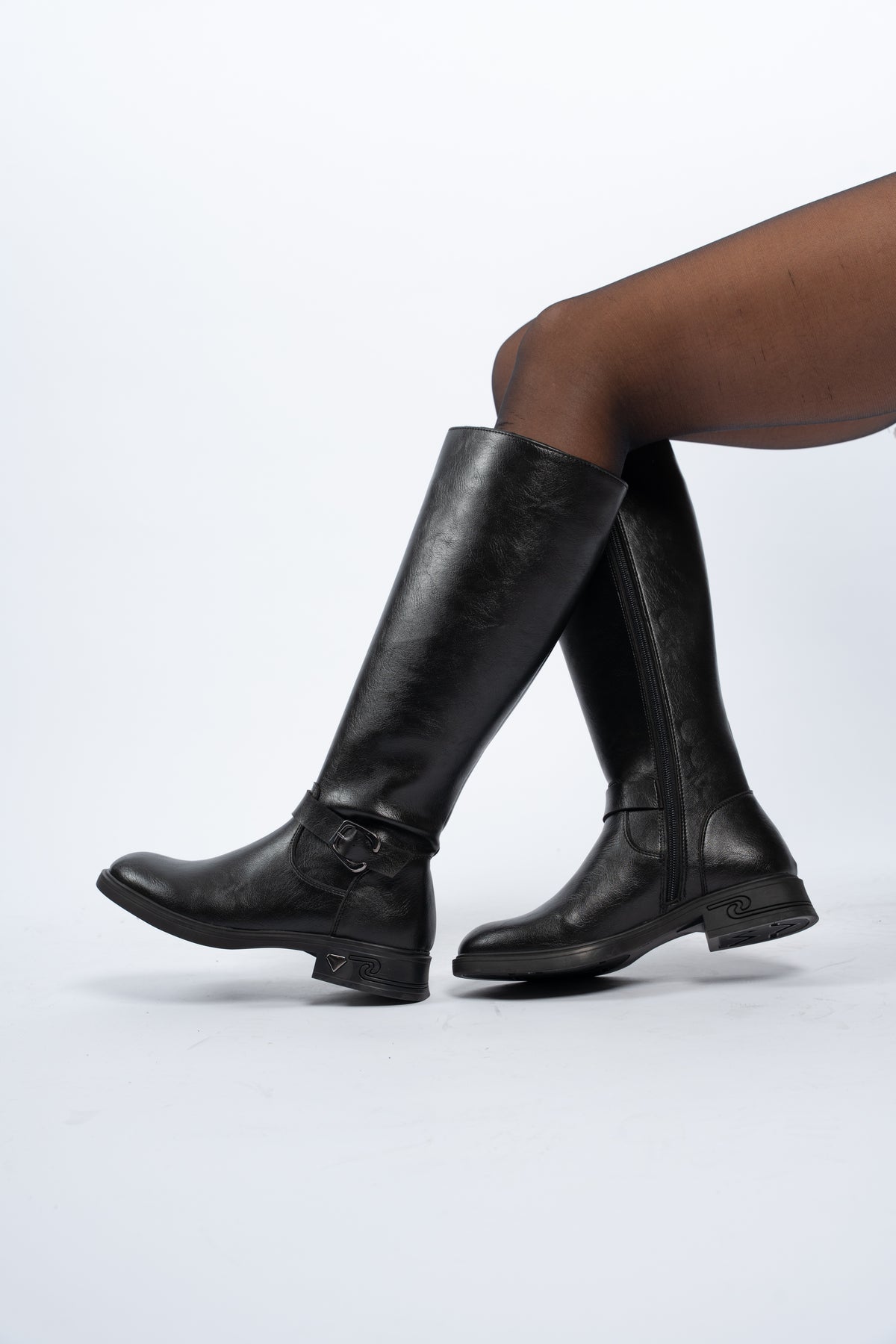 Belted boots