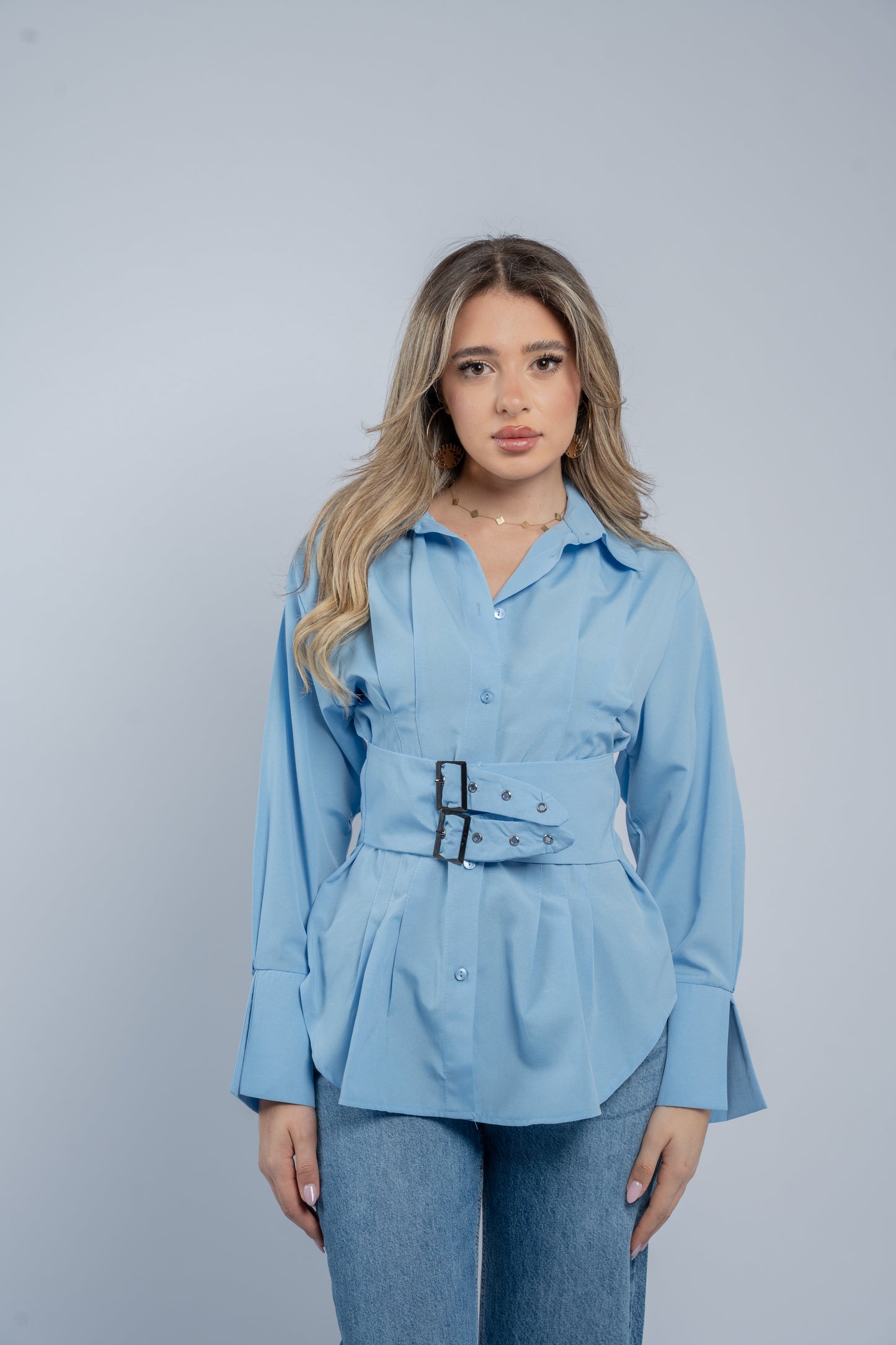 Buckle shirt