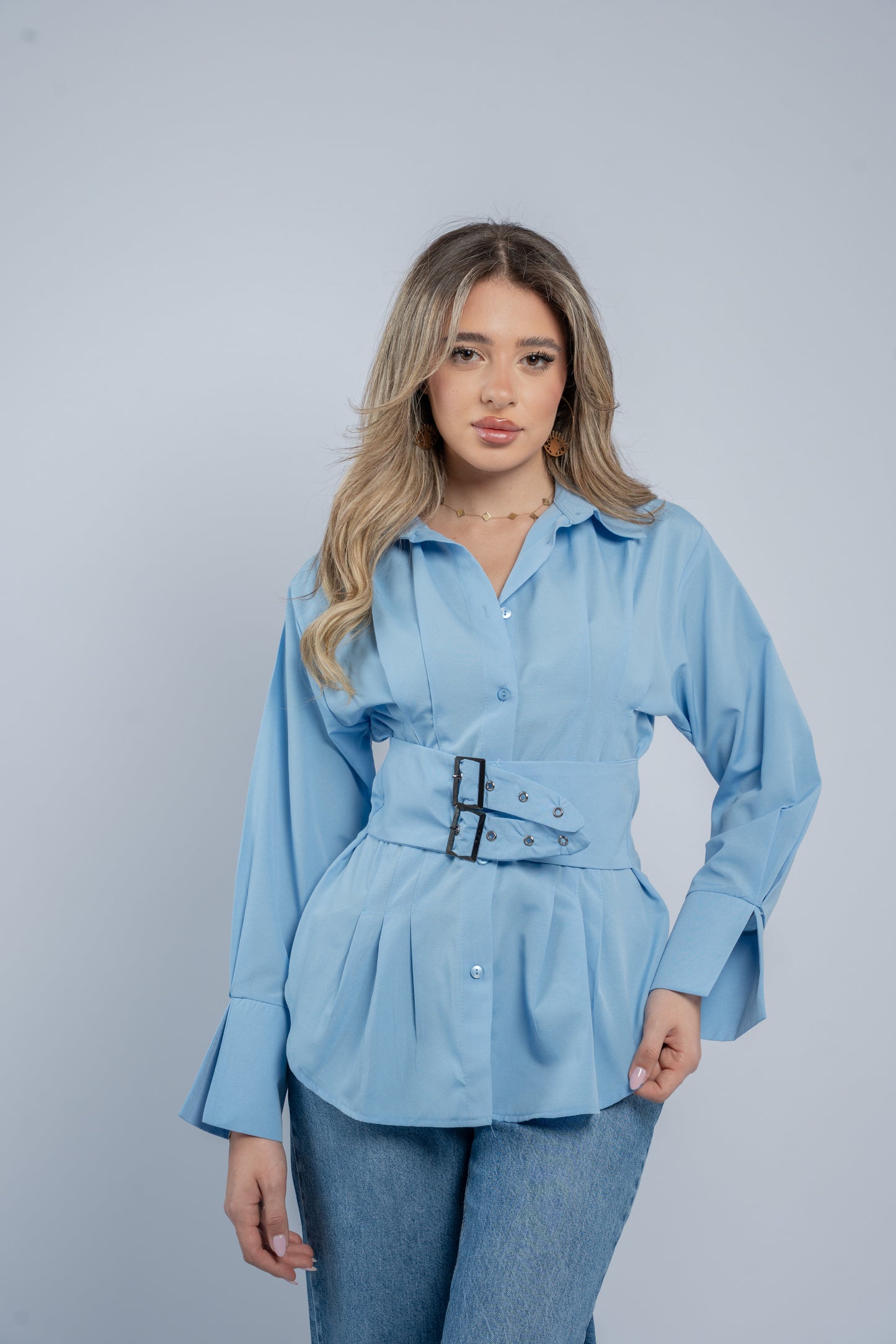 Buckle shirt