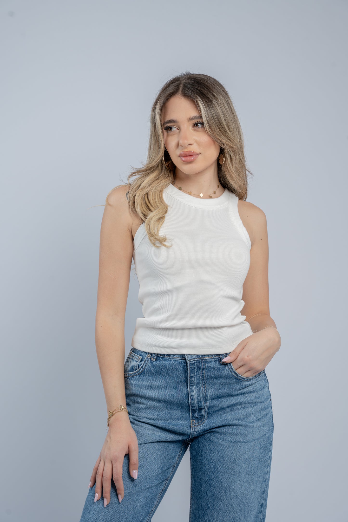 Contour halter top