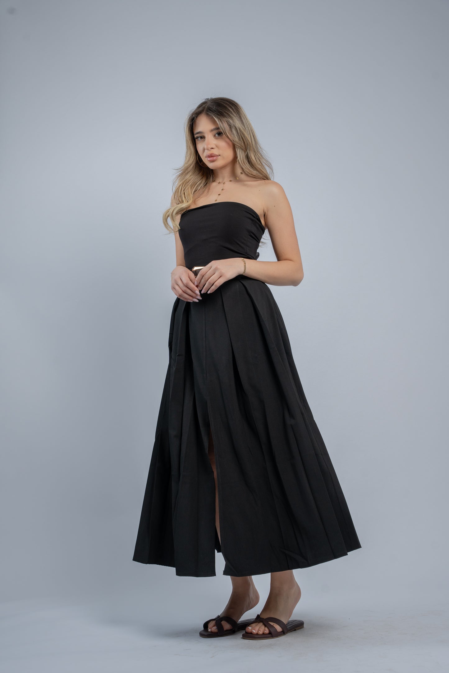 Structured pleat skirt