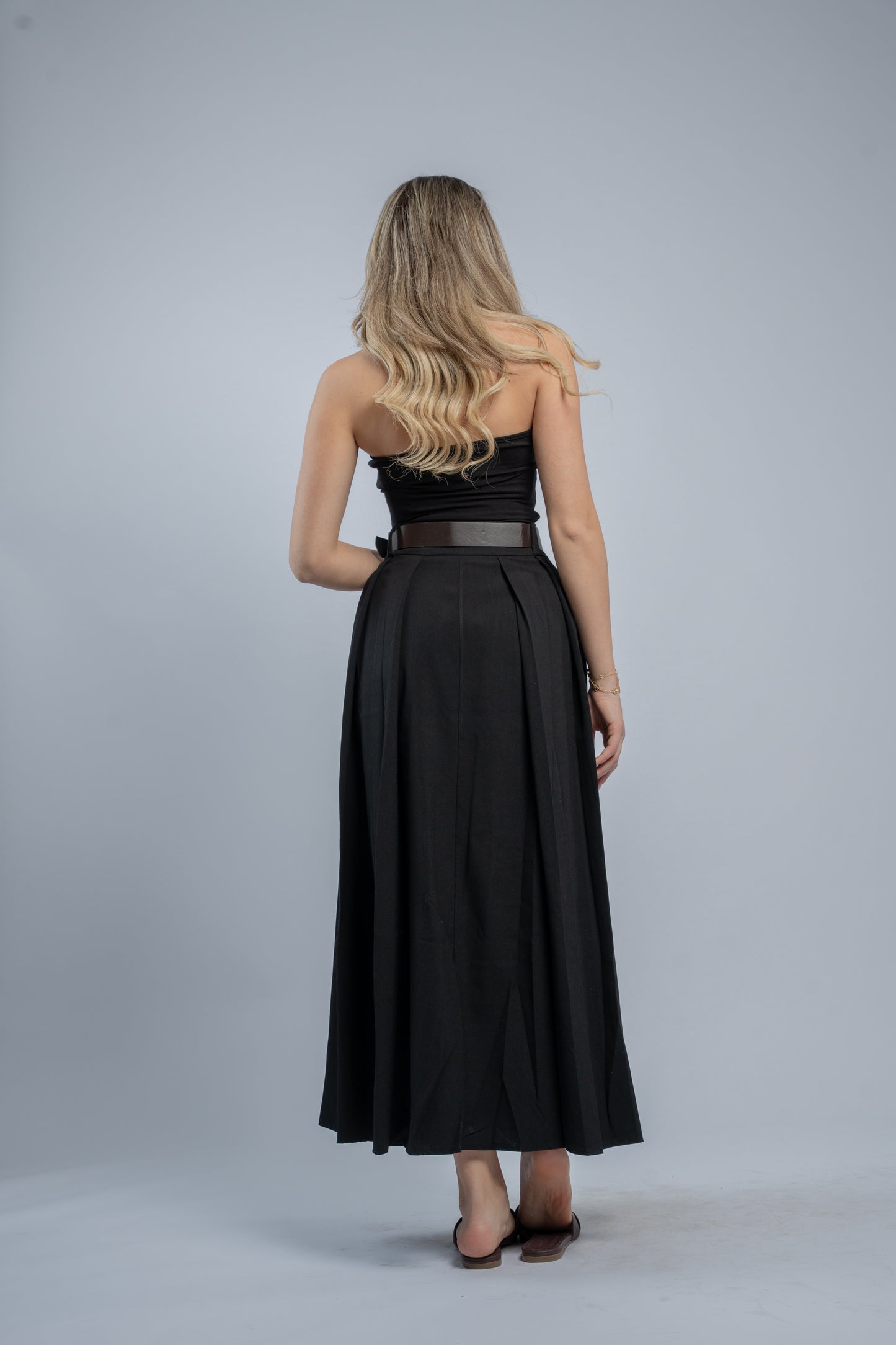 Structured pleat skirt