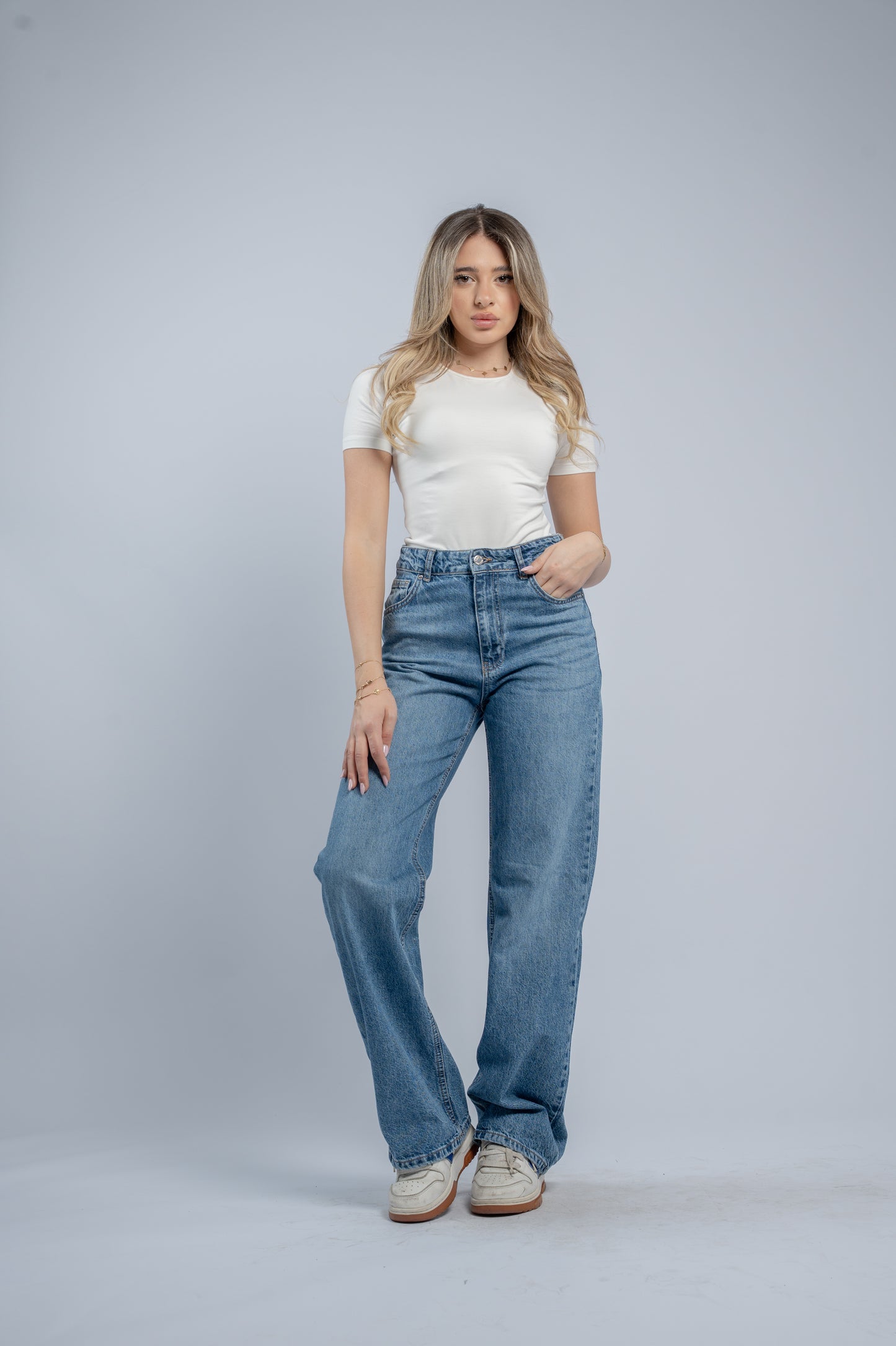 High waist straight fit jeans