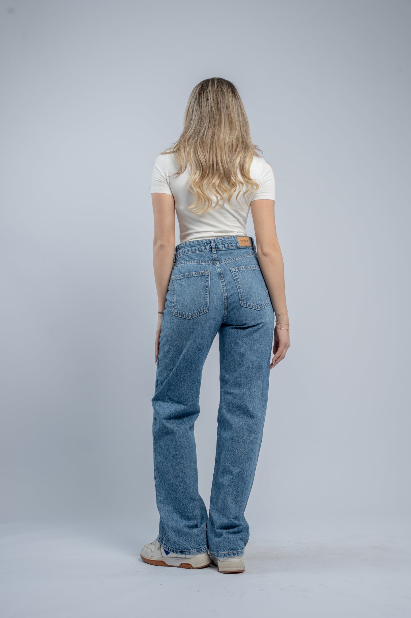High waist straight fit jeans