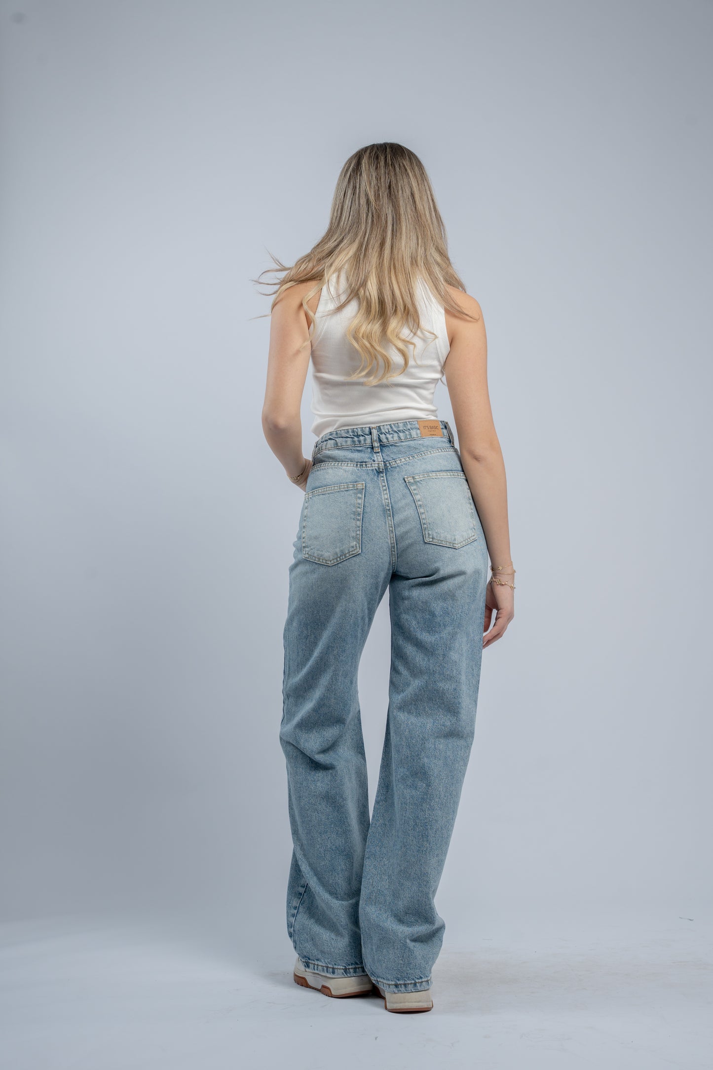 High waist straight fit jeans