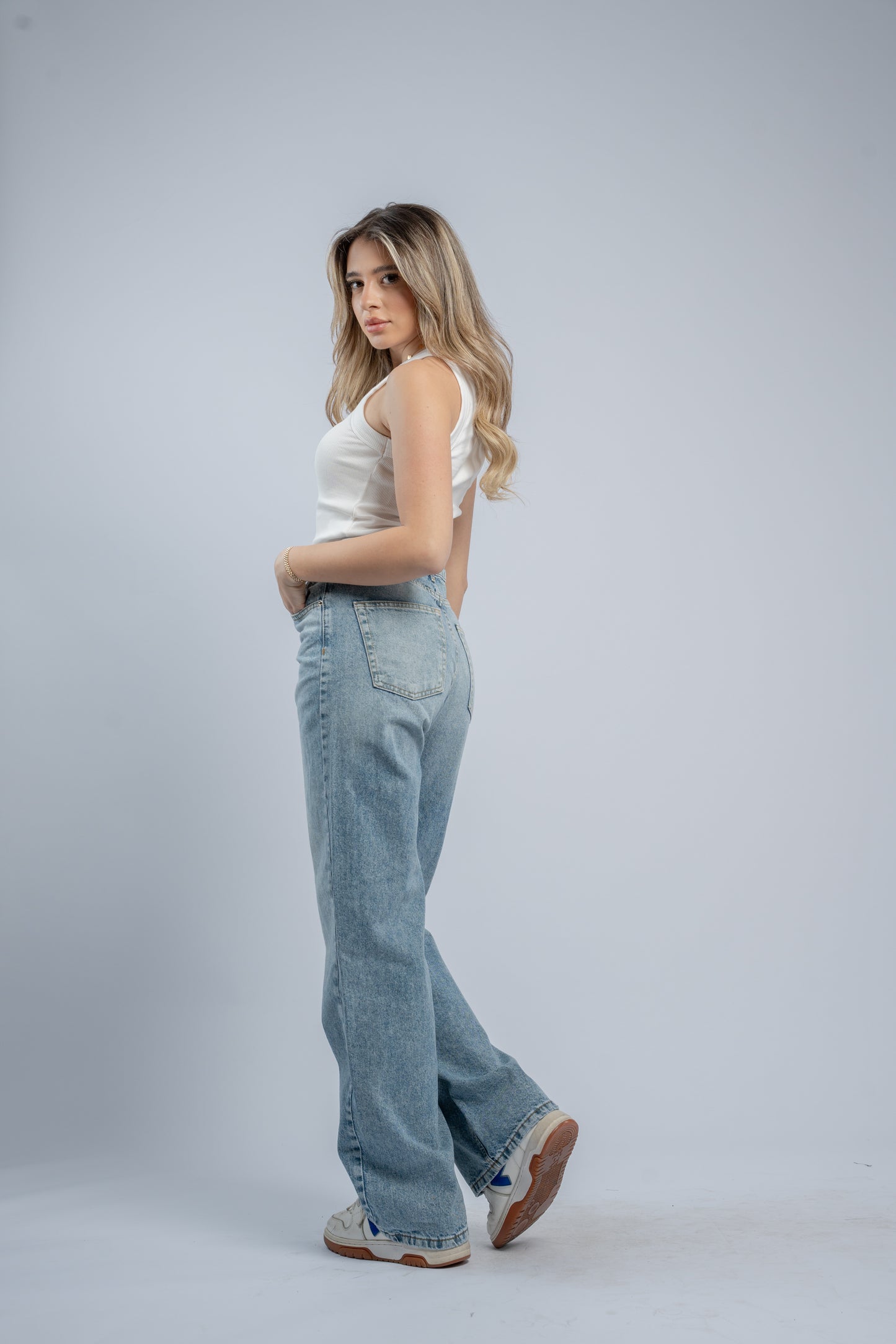 High waist straight fit jeans