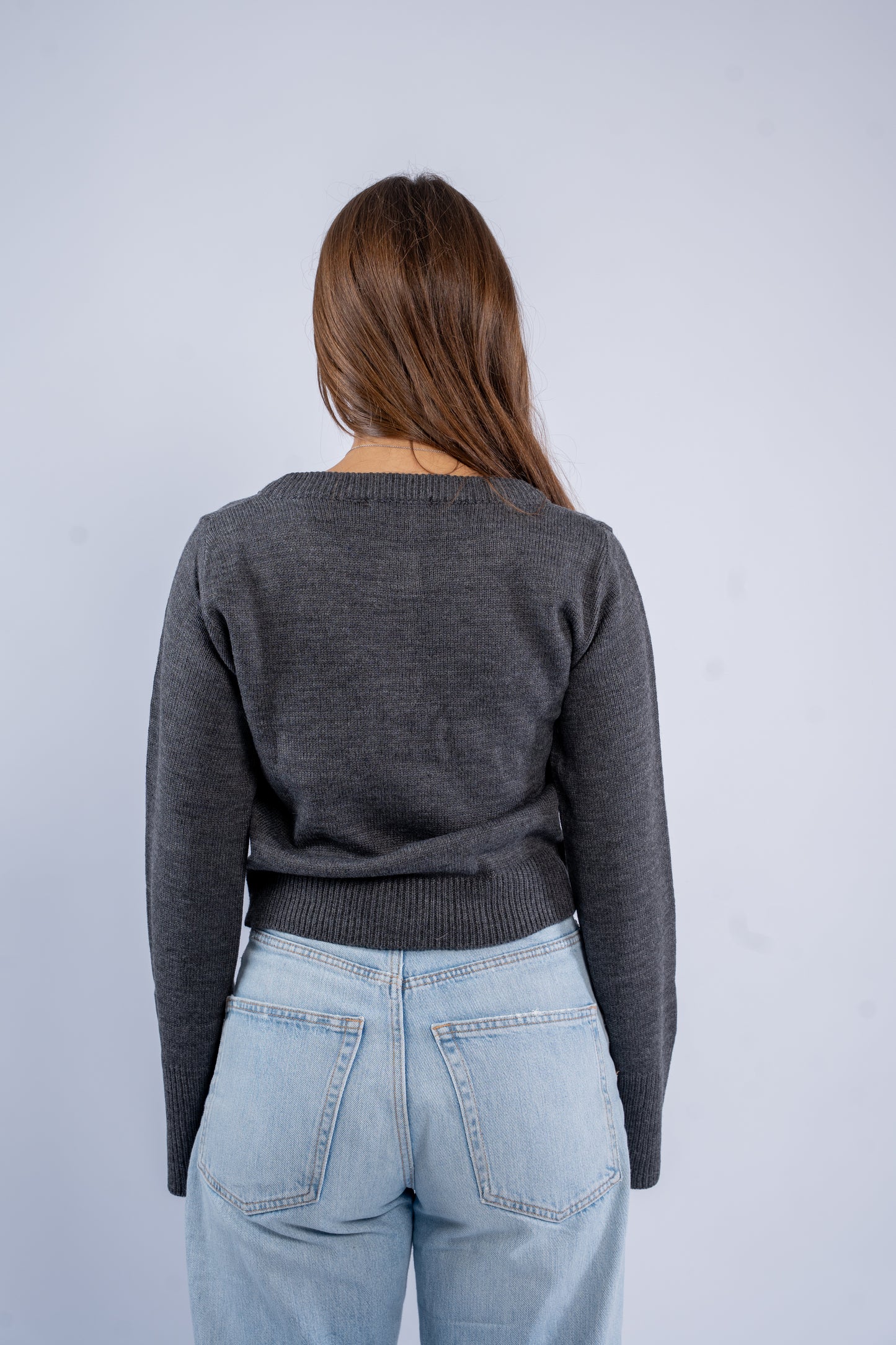 Fitted cardigan with buttons