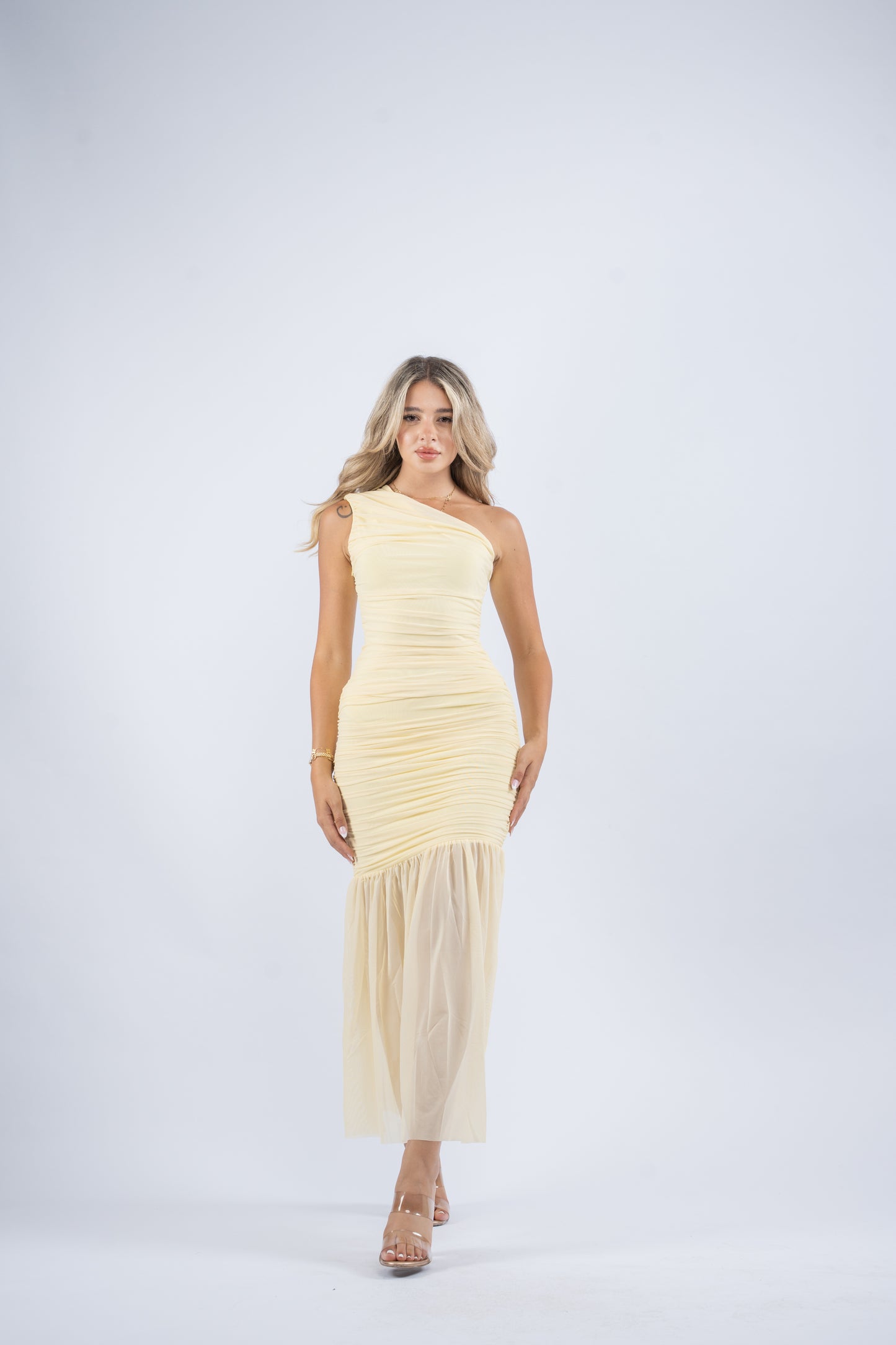 One- shoulder ruched dress