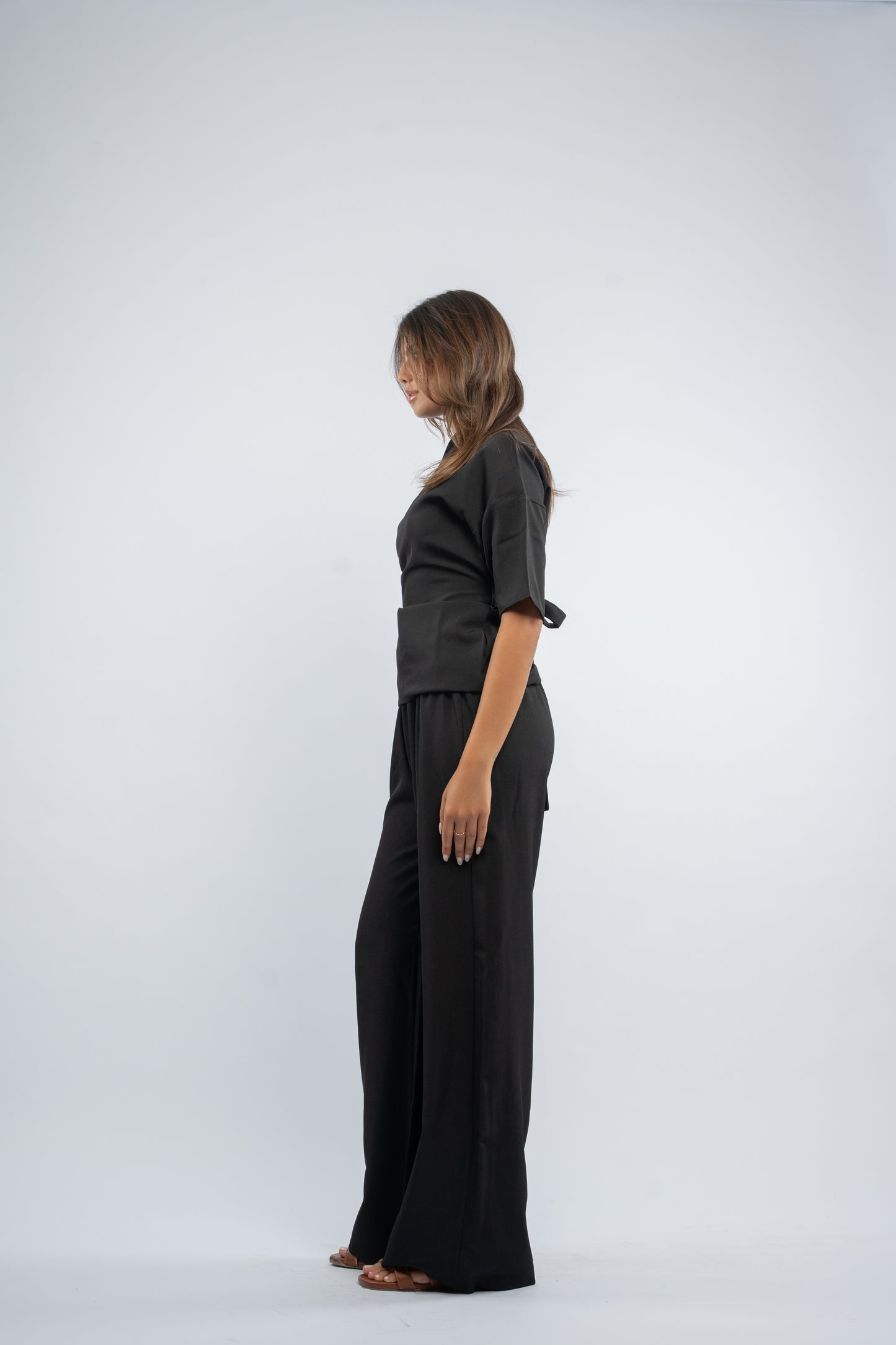 Asymmetric tie set