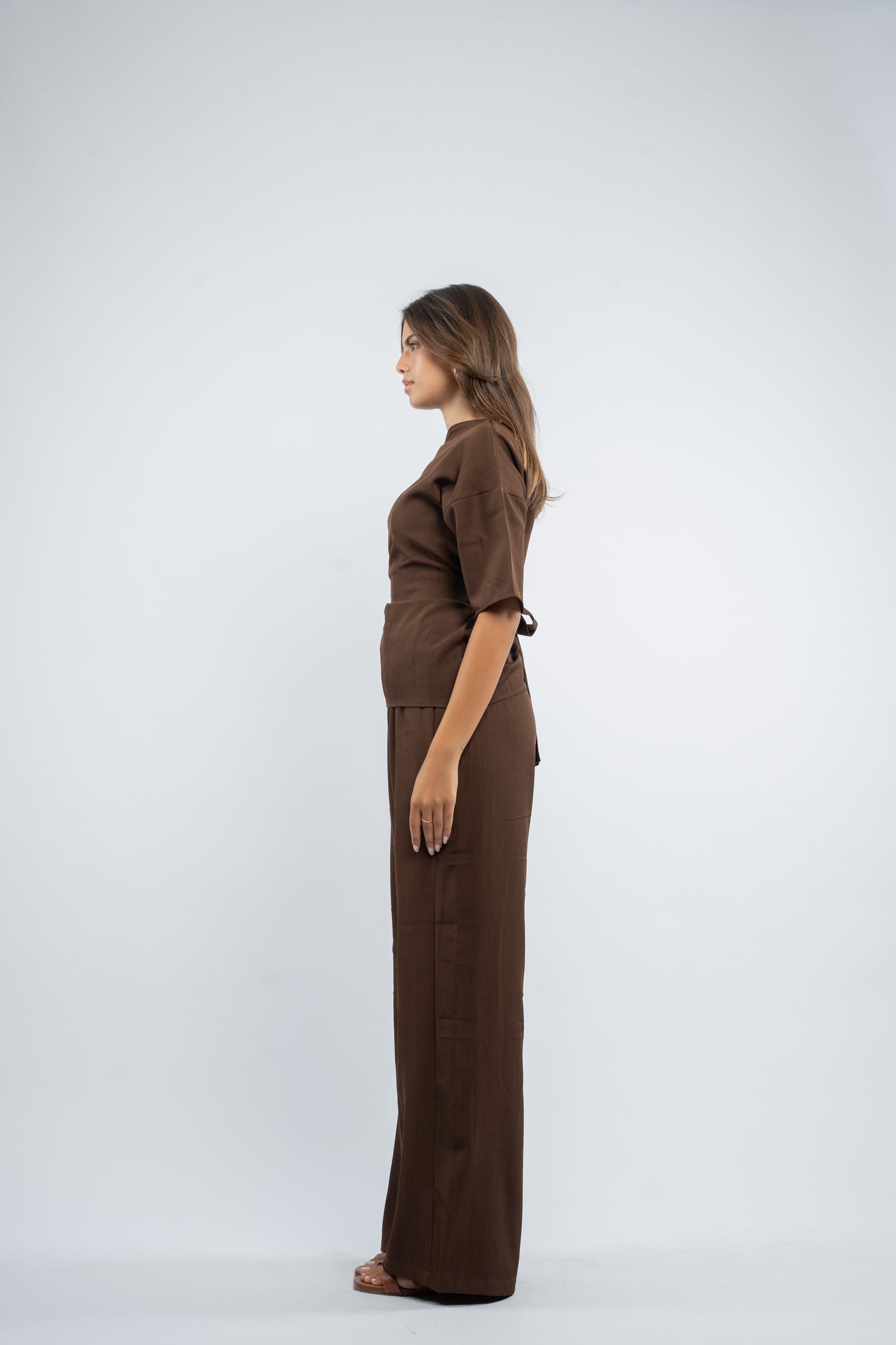 Asymmetric tie set