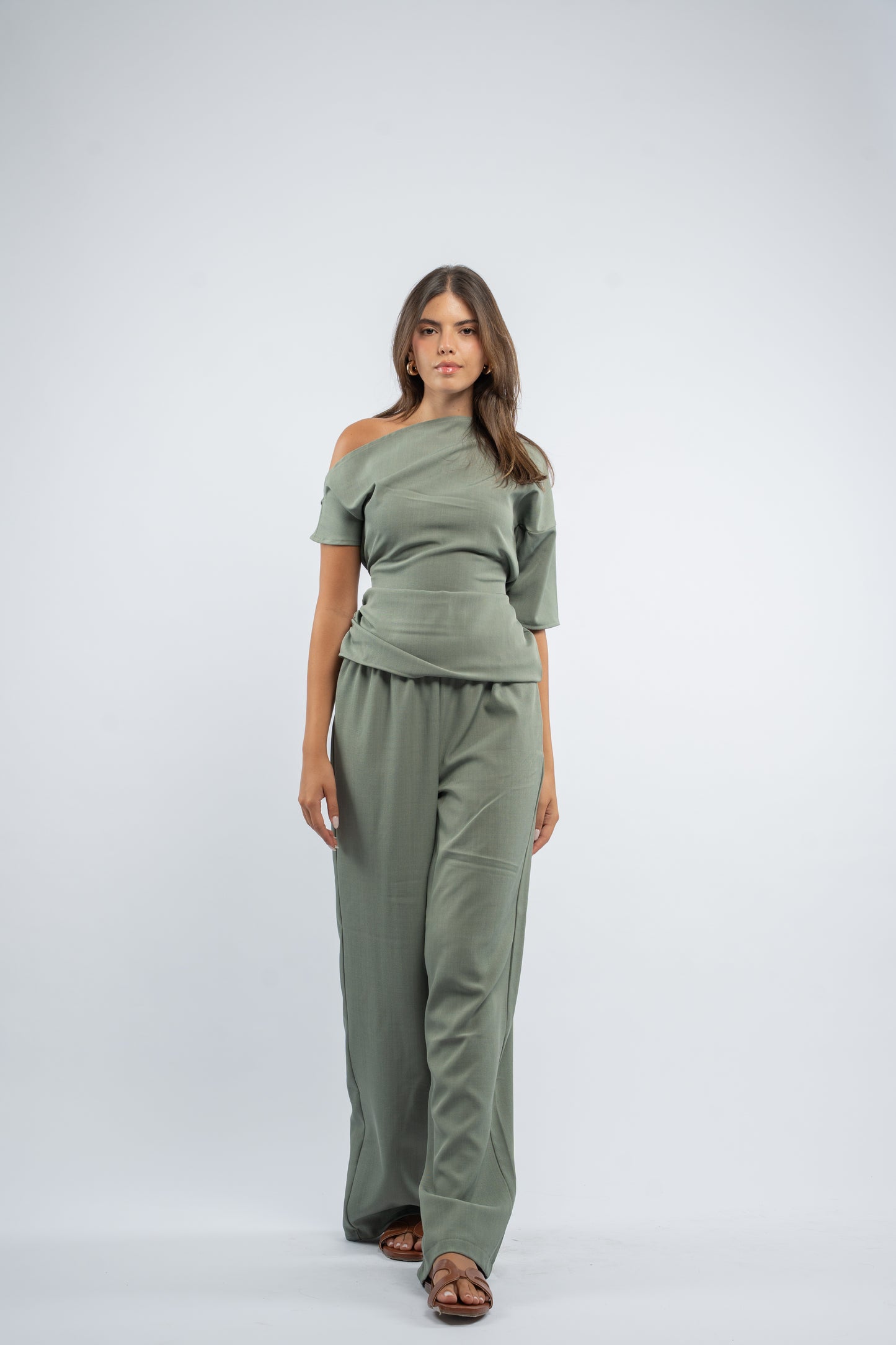 Asymmetric tie set