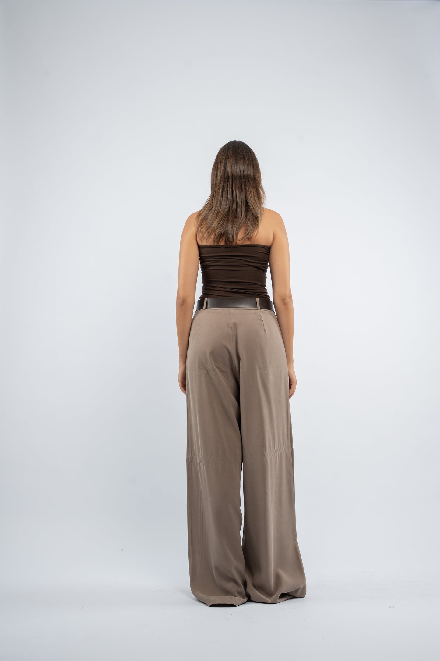 Belted wide- leg pants