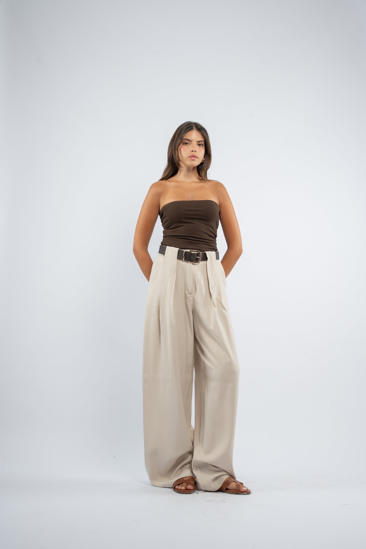 Belted wide- leg pants