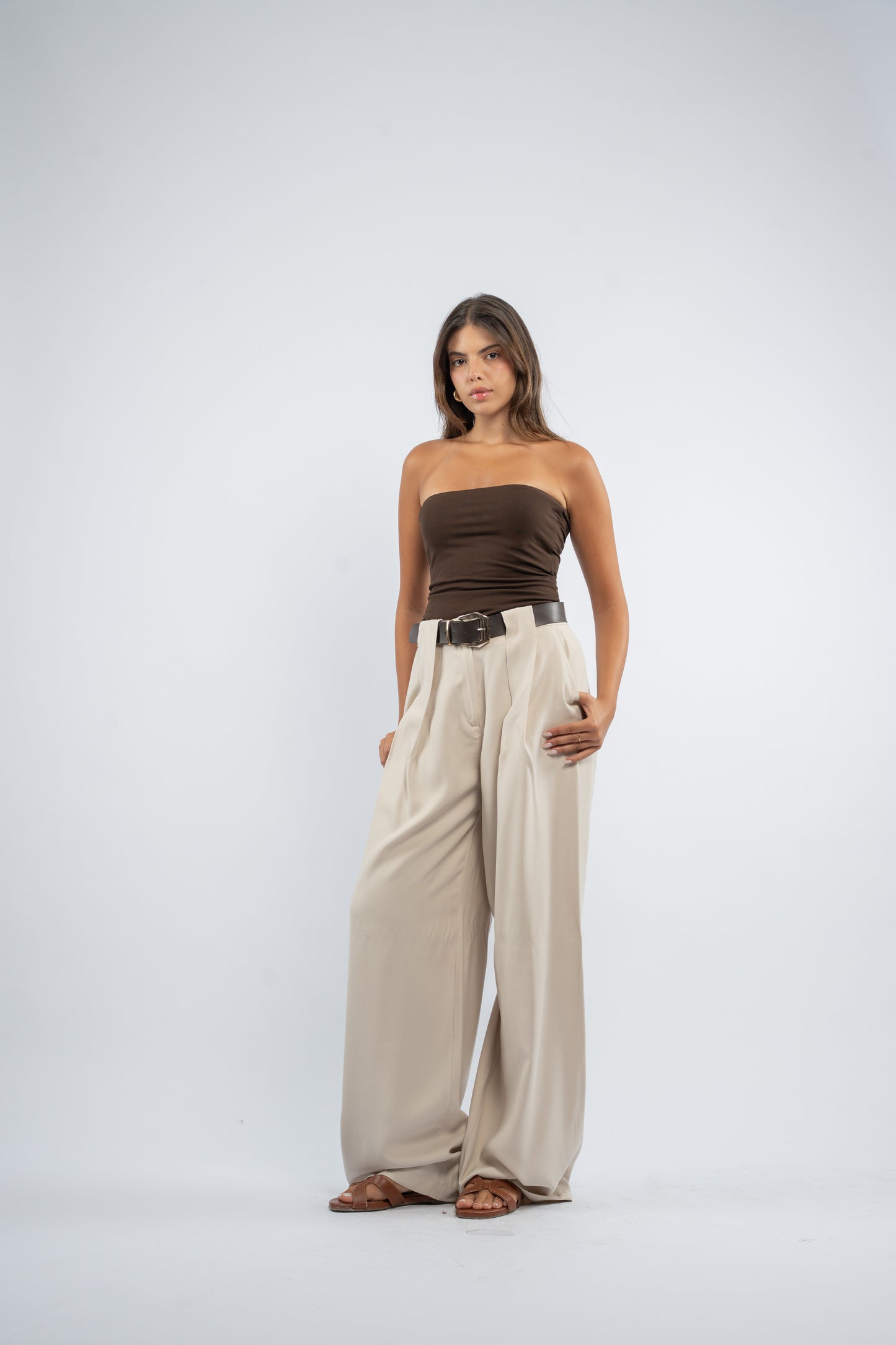 Belted wide- leg pants