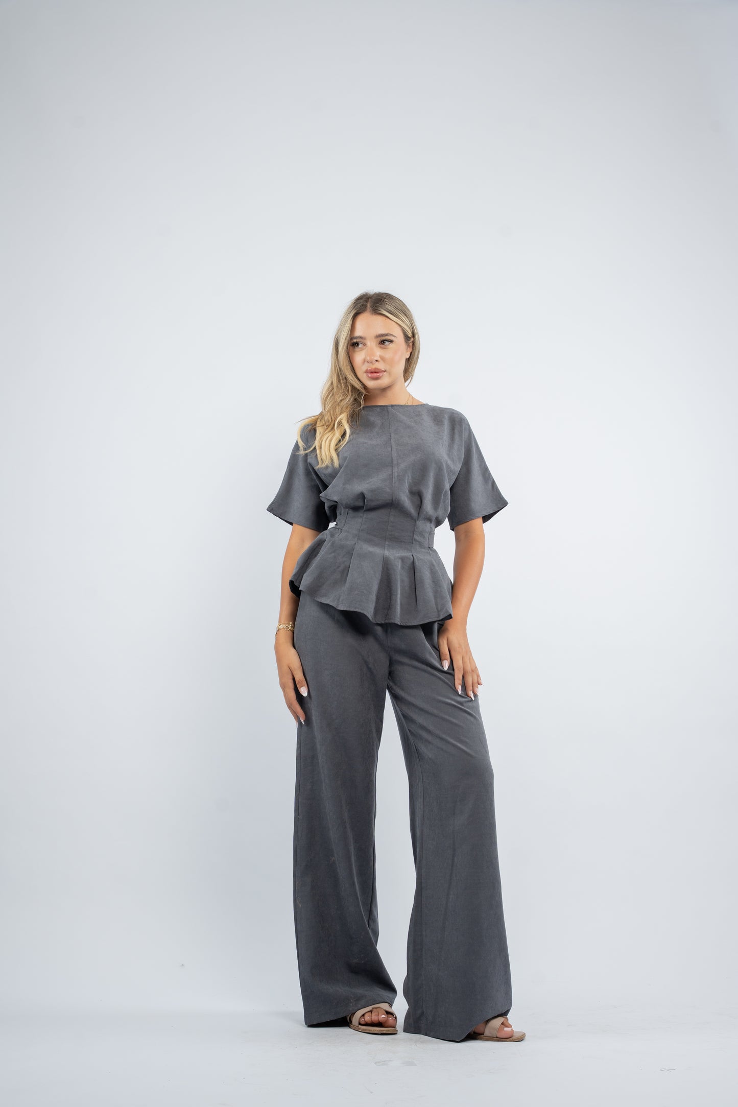 Butterfly tie- back set
