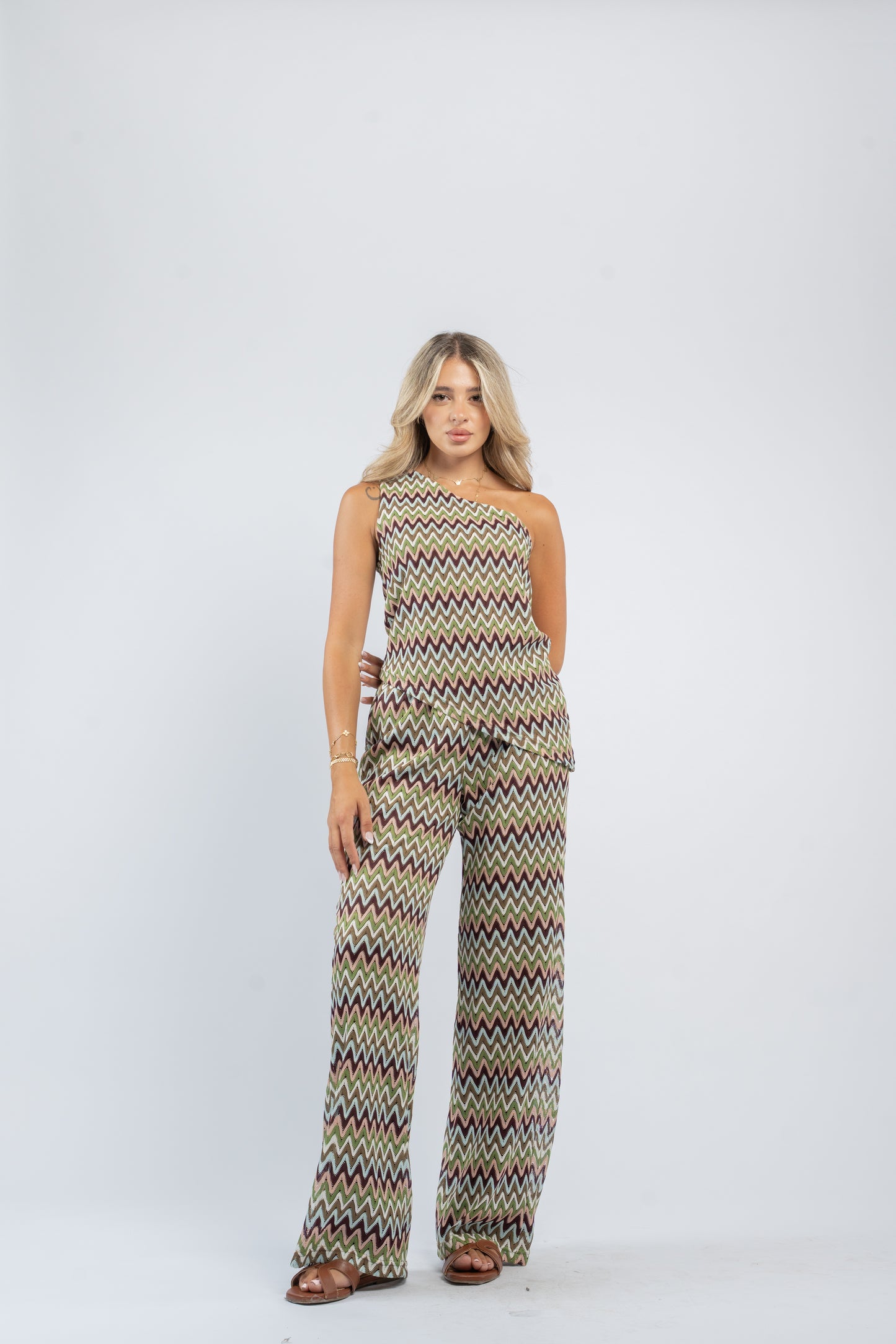 Crochet one-shoulder set