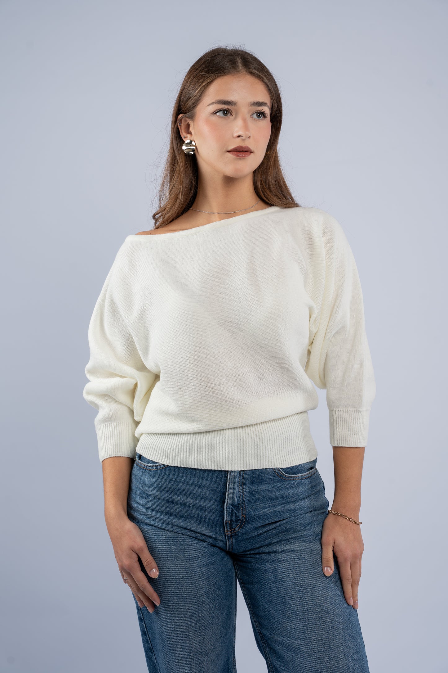 Refined shape knit top