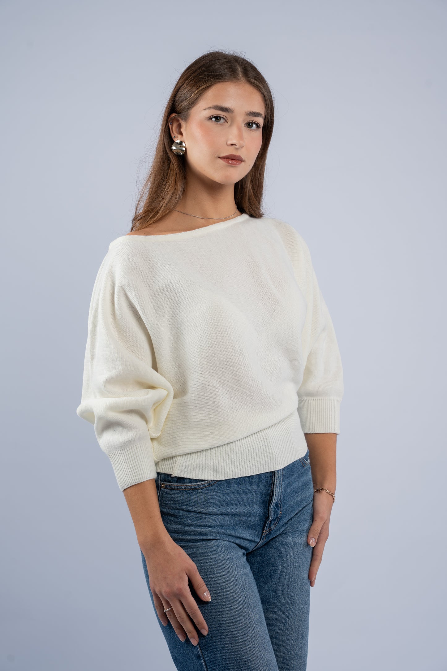 Refined shape knit top