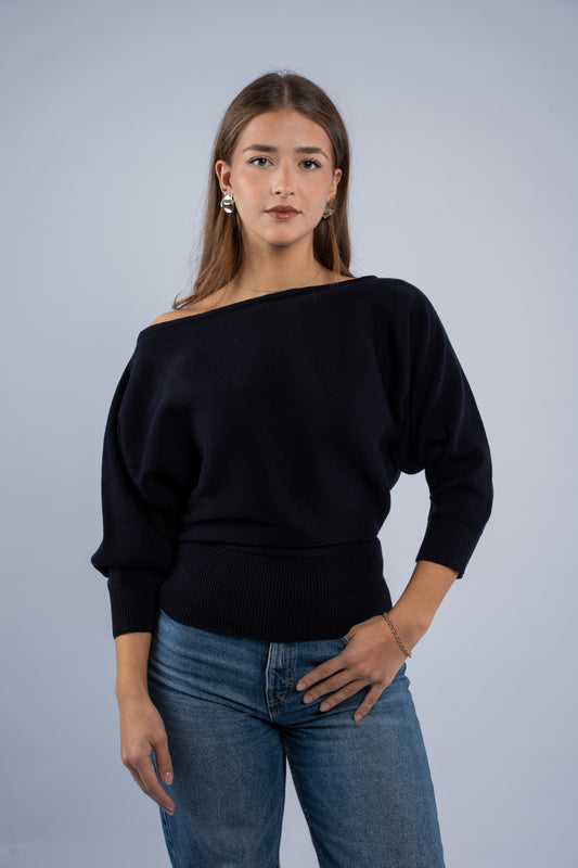 Refined shape knit top