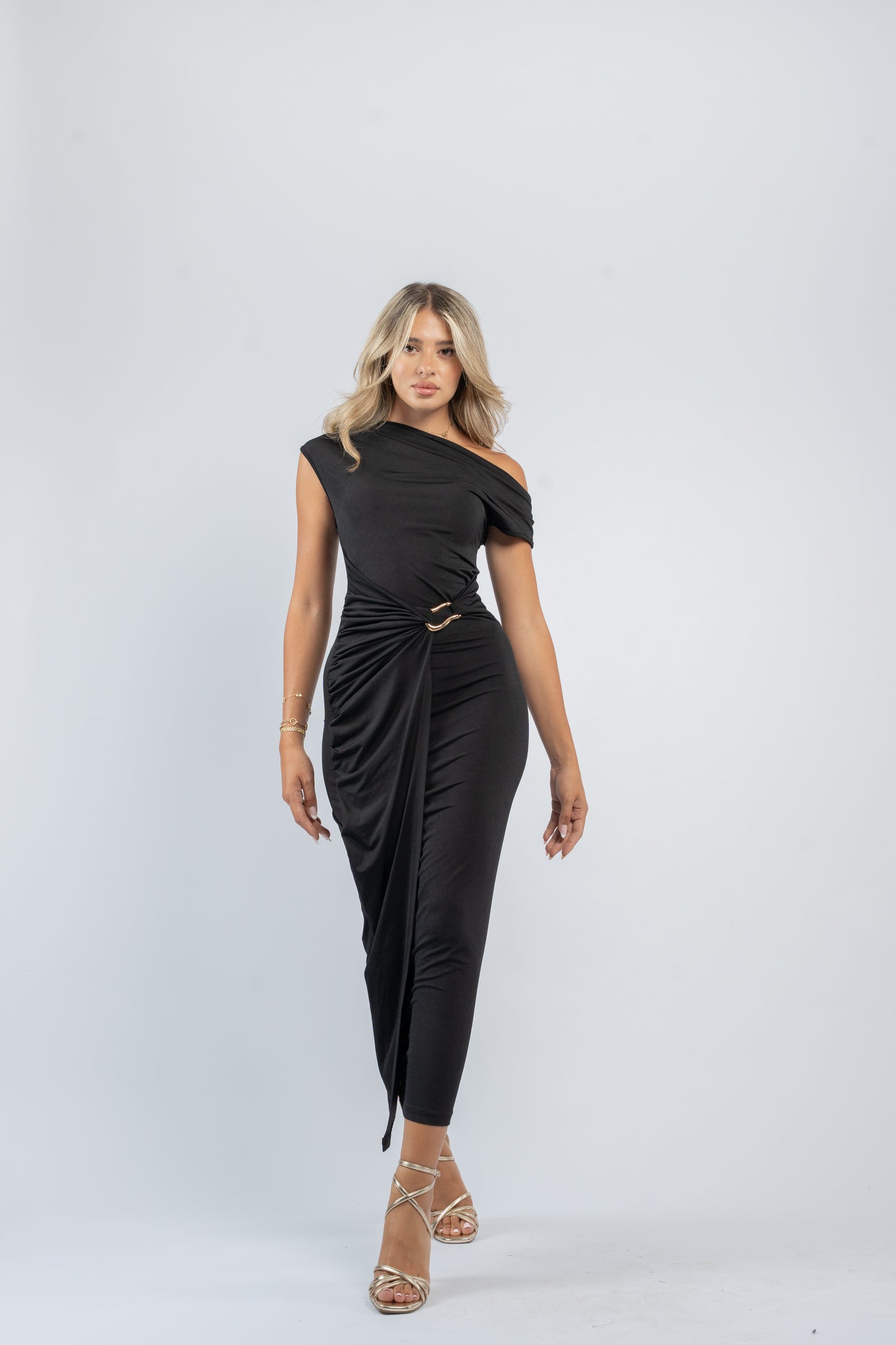 Buckle detail midi dress