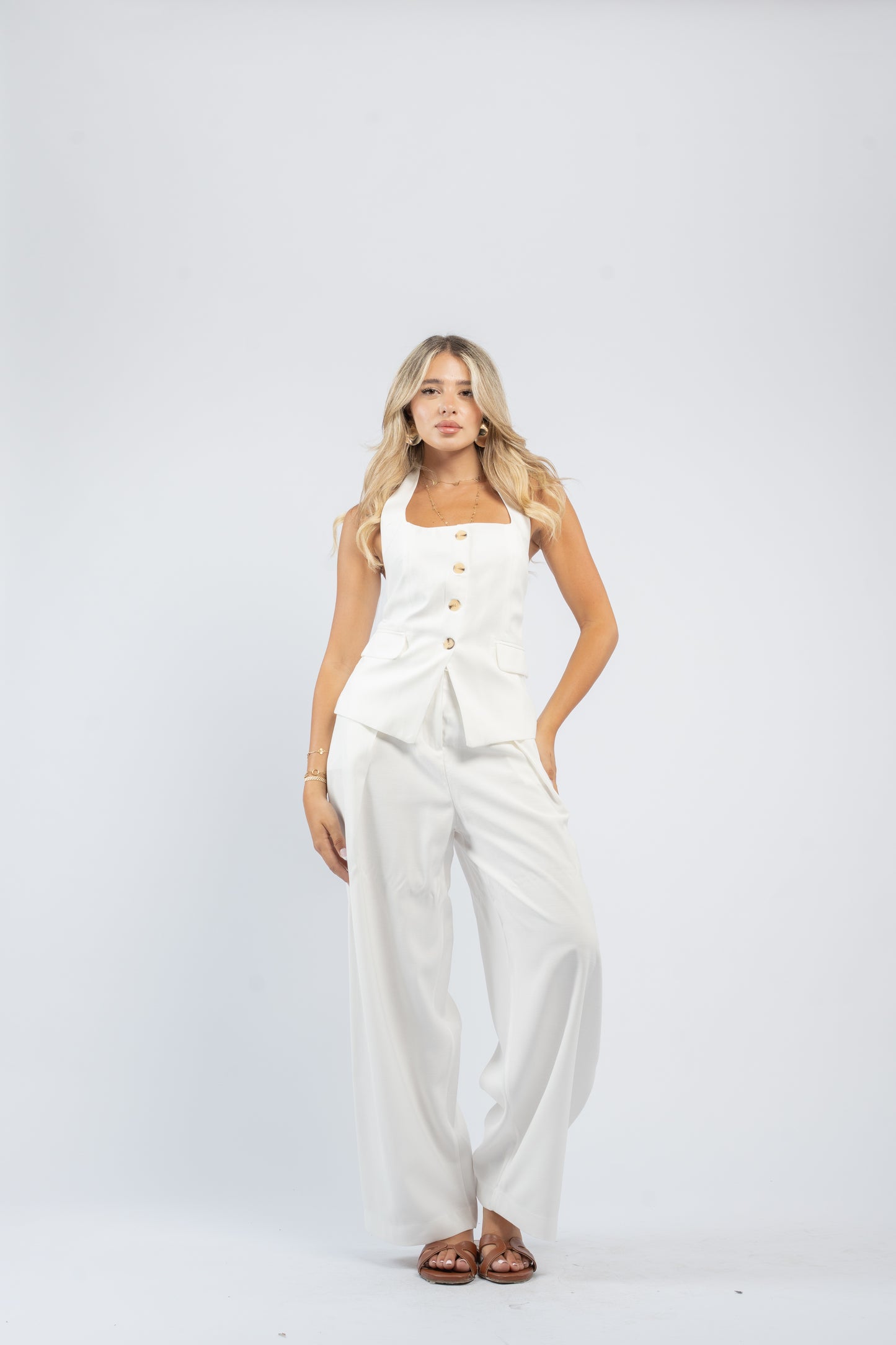 Buttoned linen set