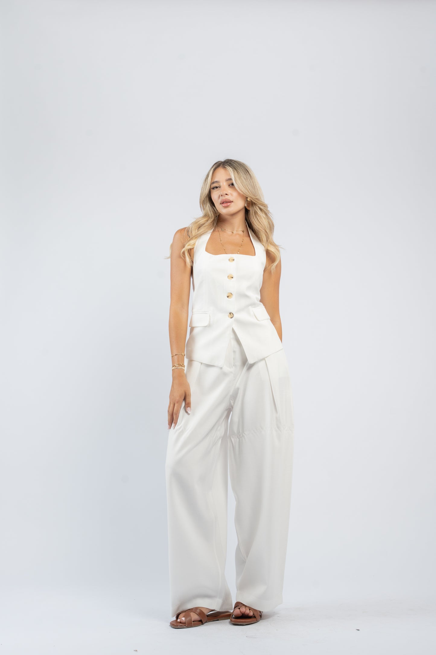 Buttoned linen set