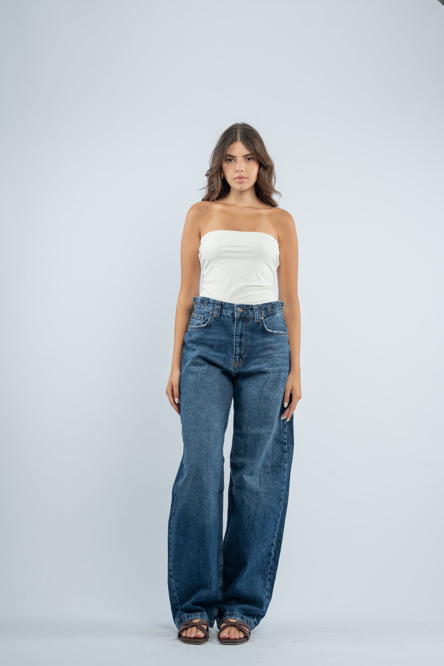 Side buckle jeans