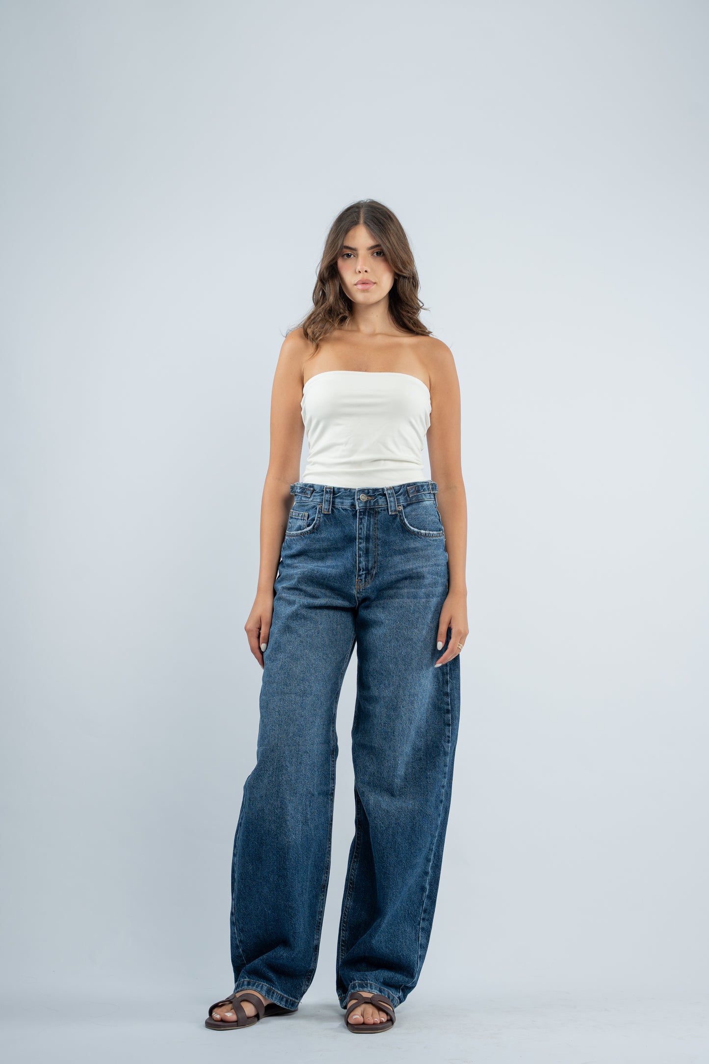 Side buckle jeans
