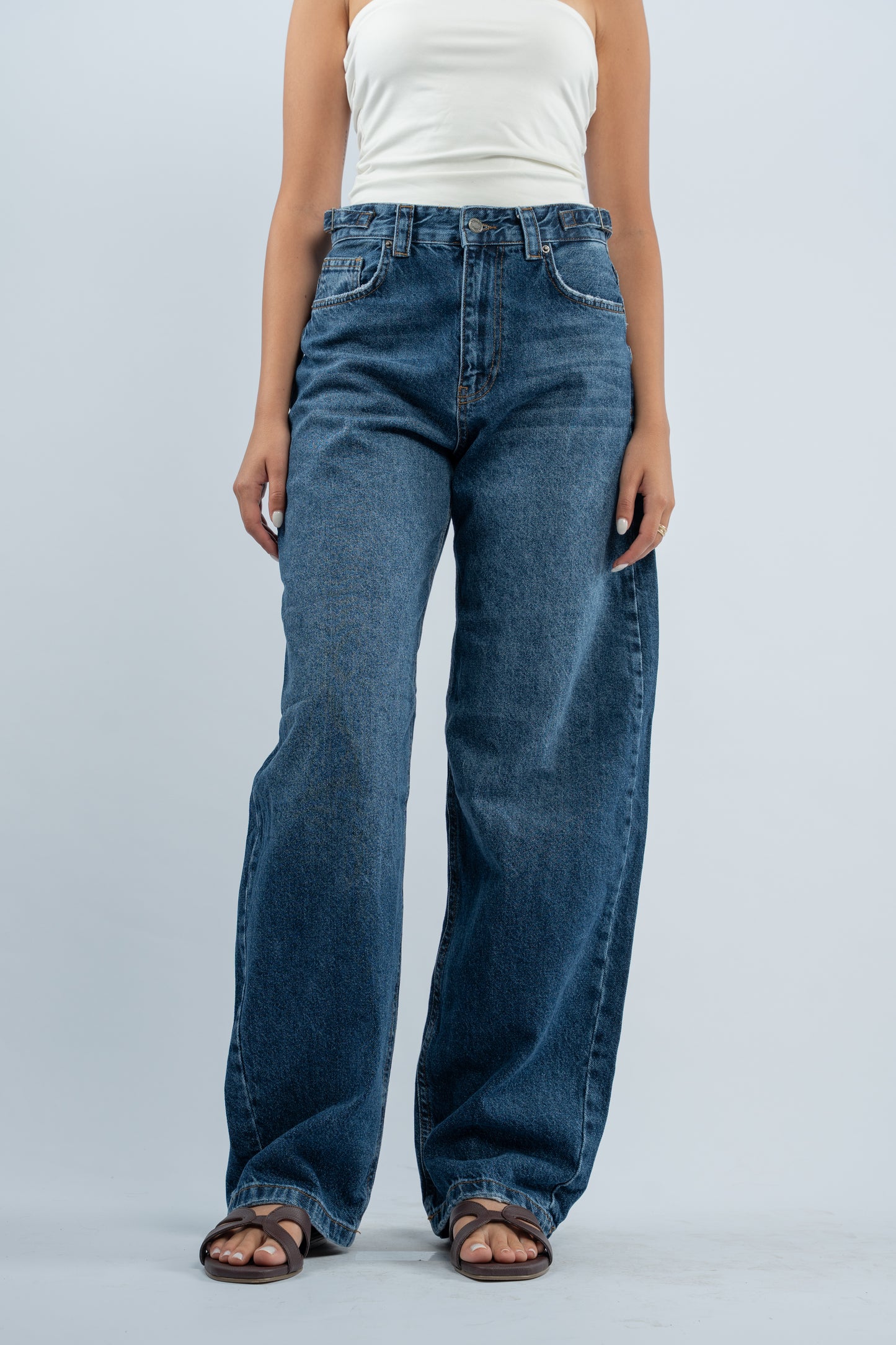 Side buckle jeans