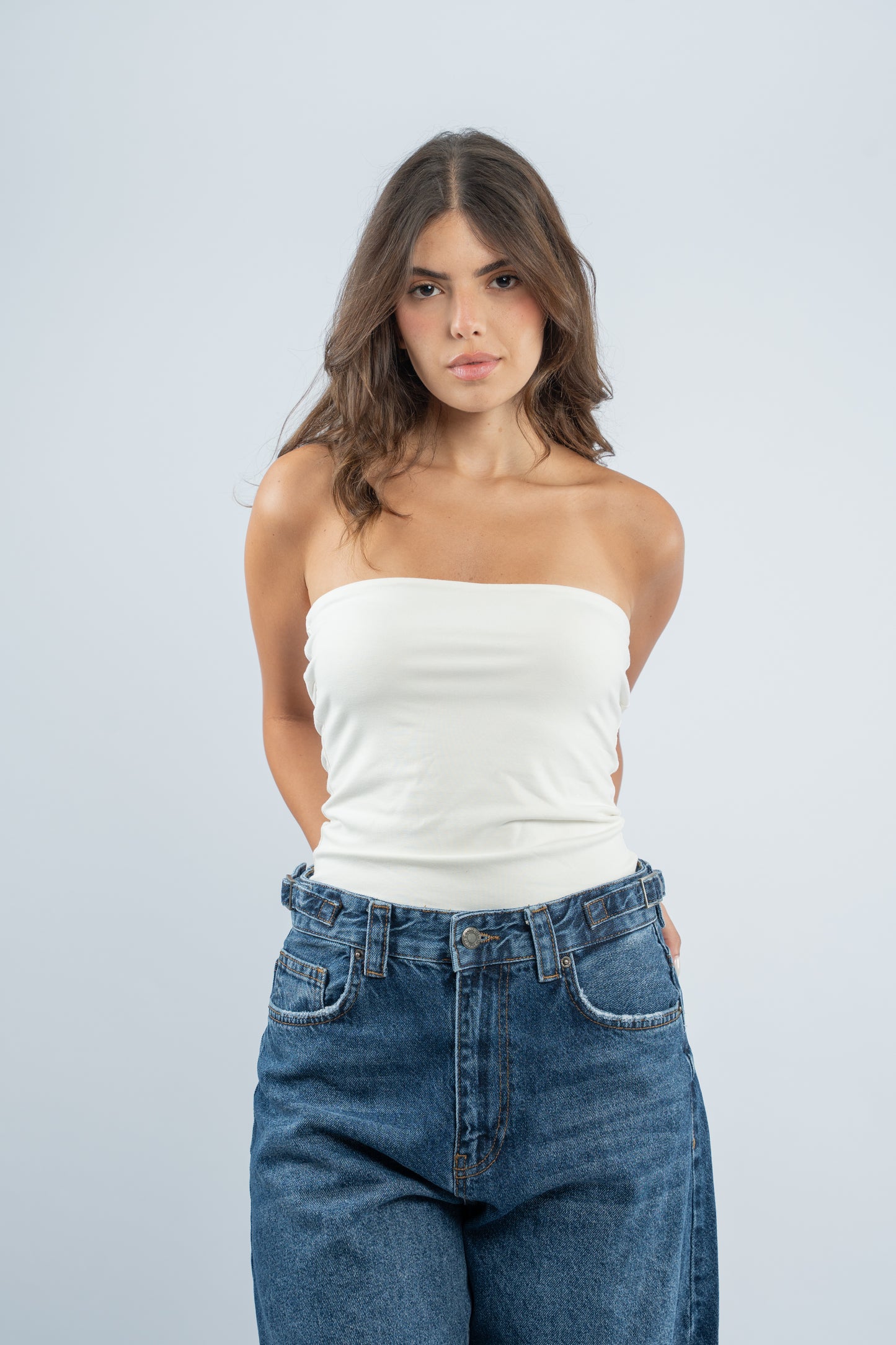 Side buckle jeans