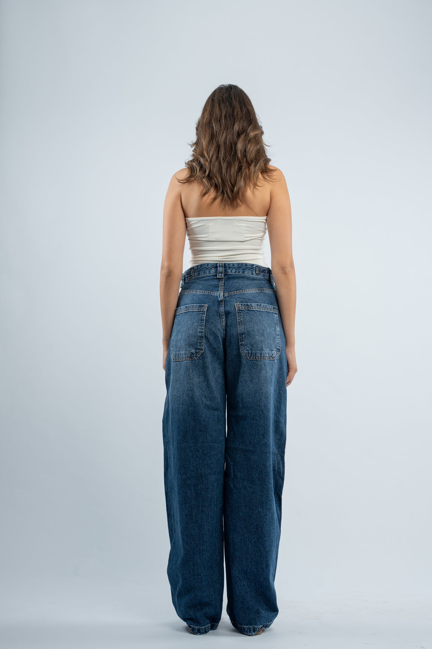 Side buckle jeans