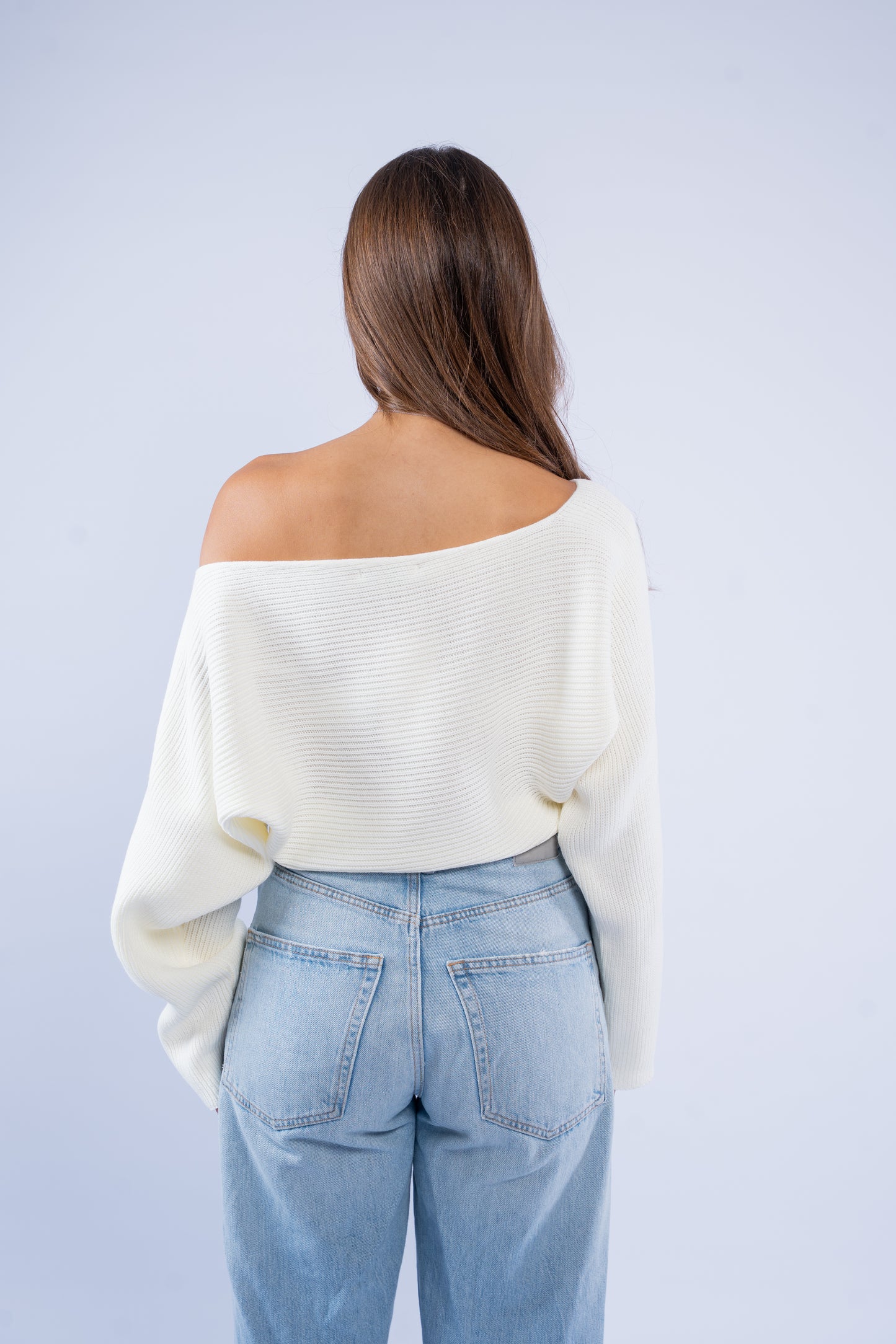 Asymmetric wool top