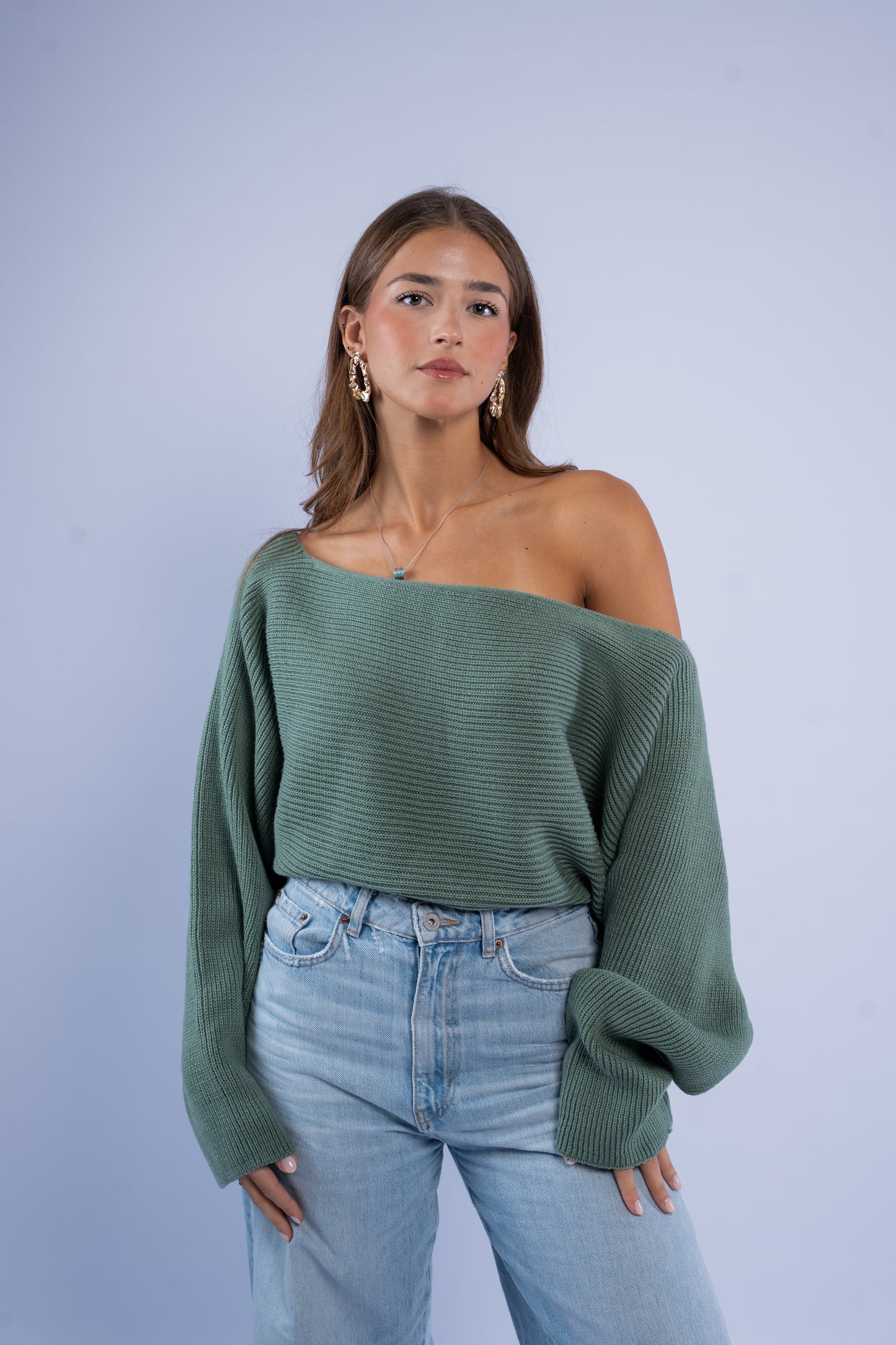 Asymmetric wool top