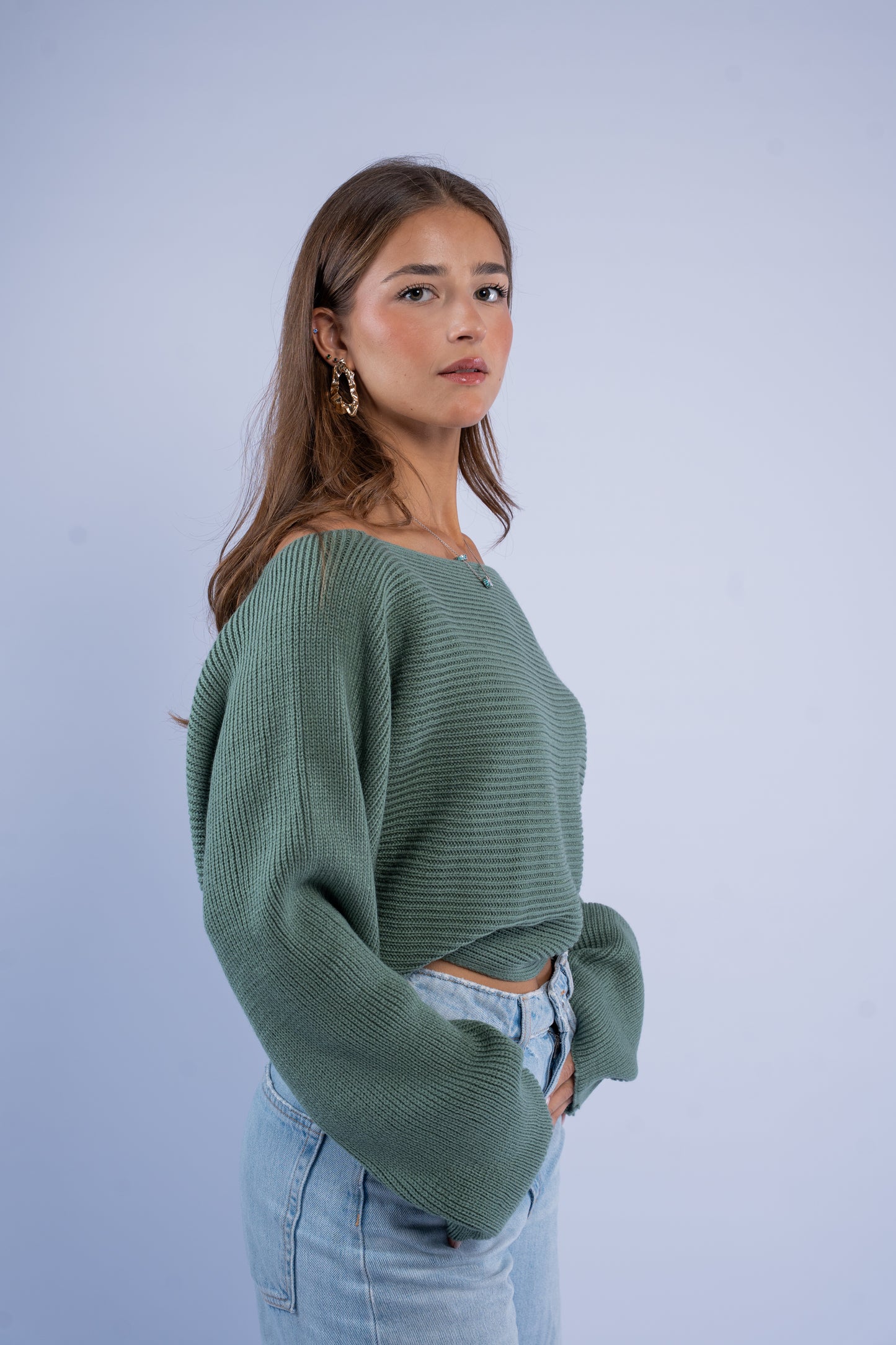 Asymmetric wool top