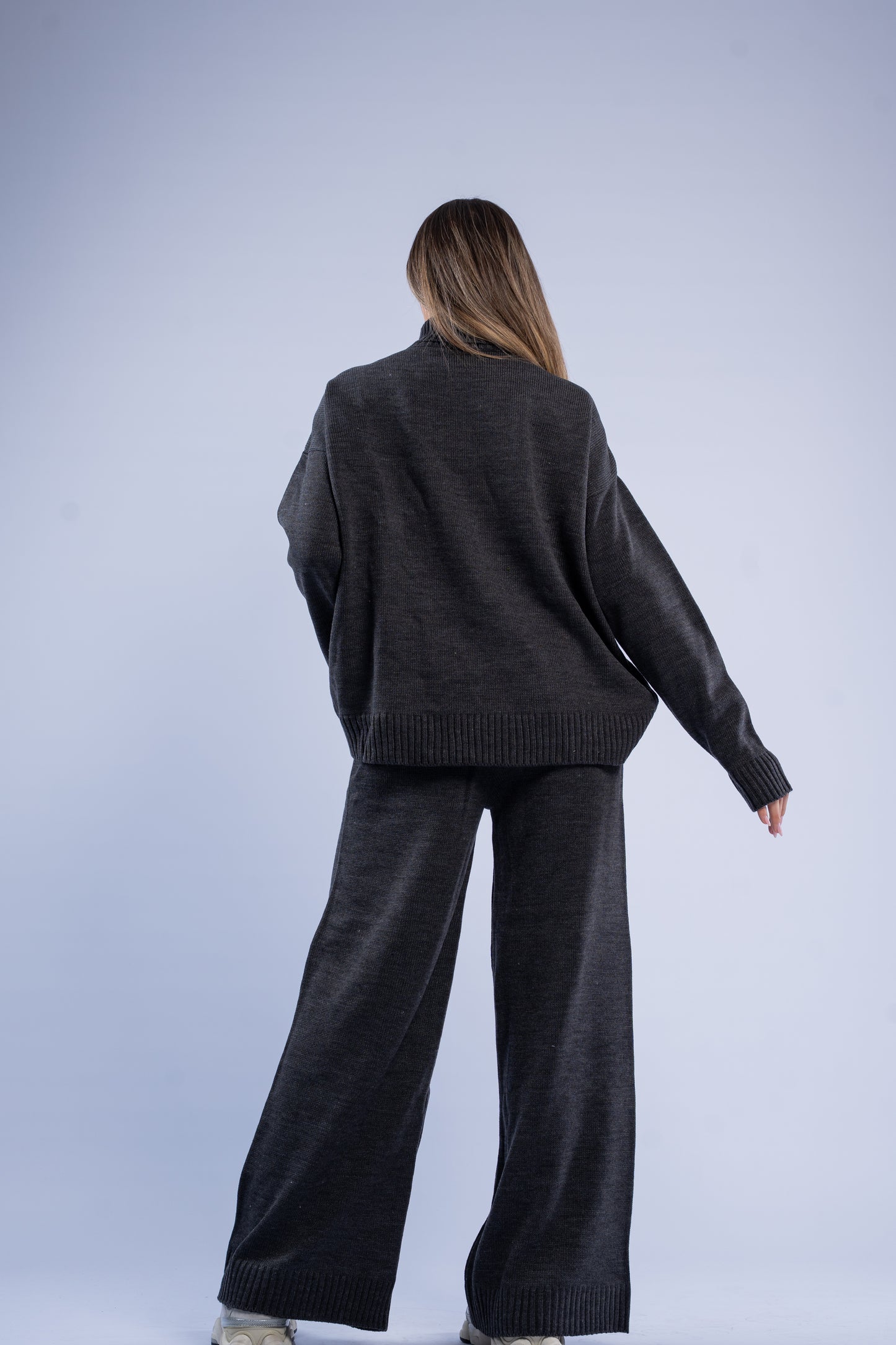 Turtle neck knit set