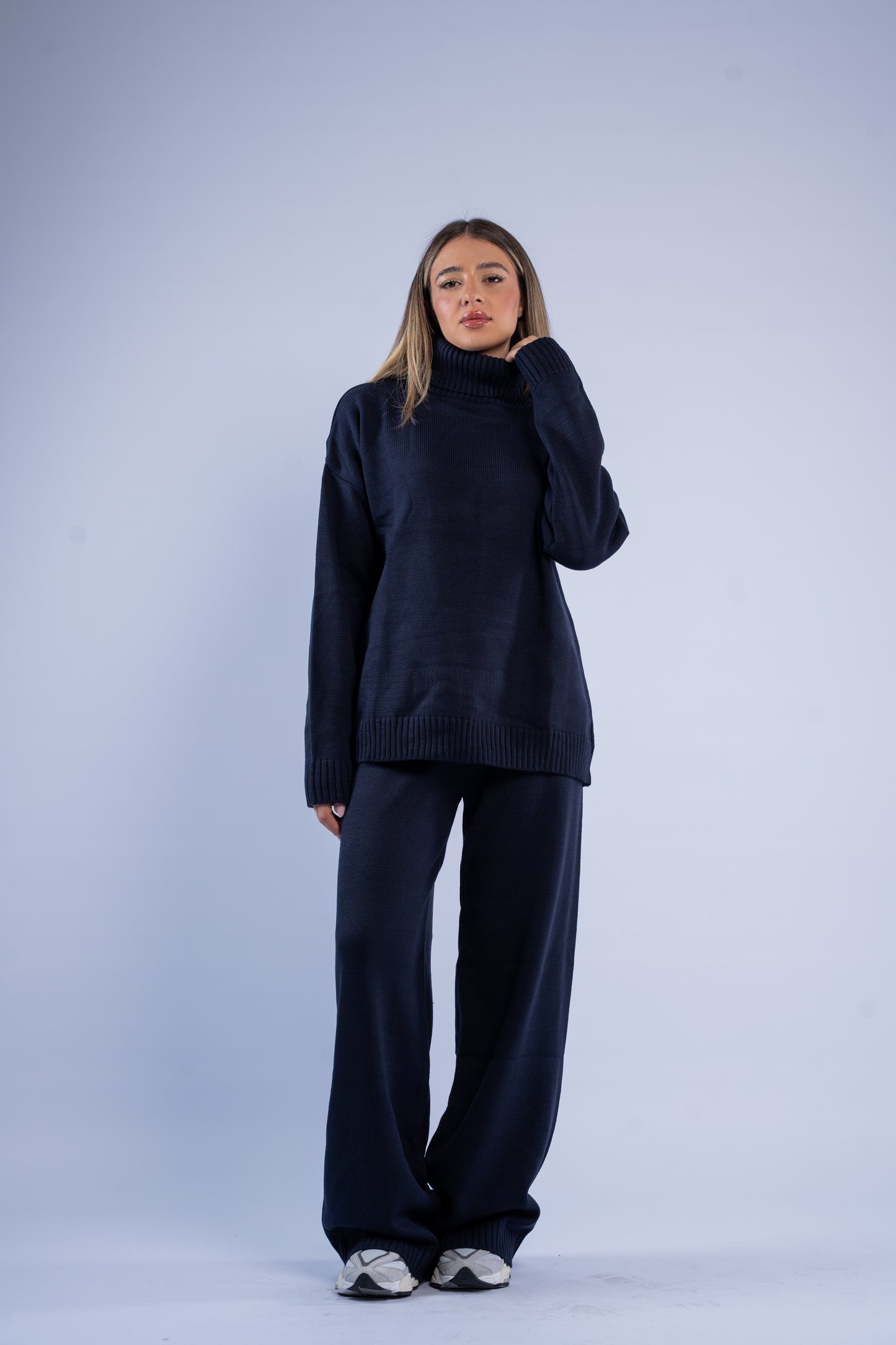 Turtle neck knit set